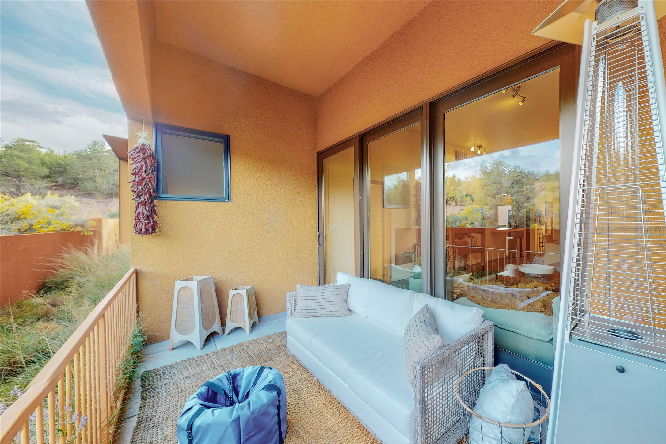 604 Avenida Villa Hermosa Unit: 102
