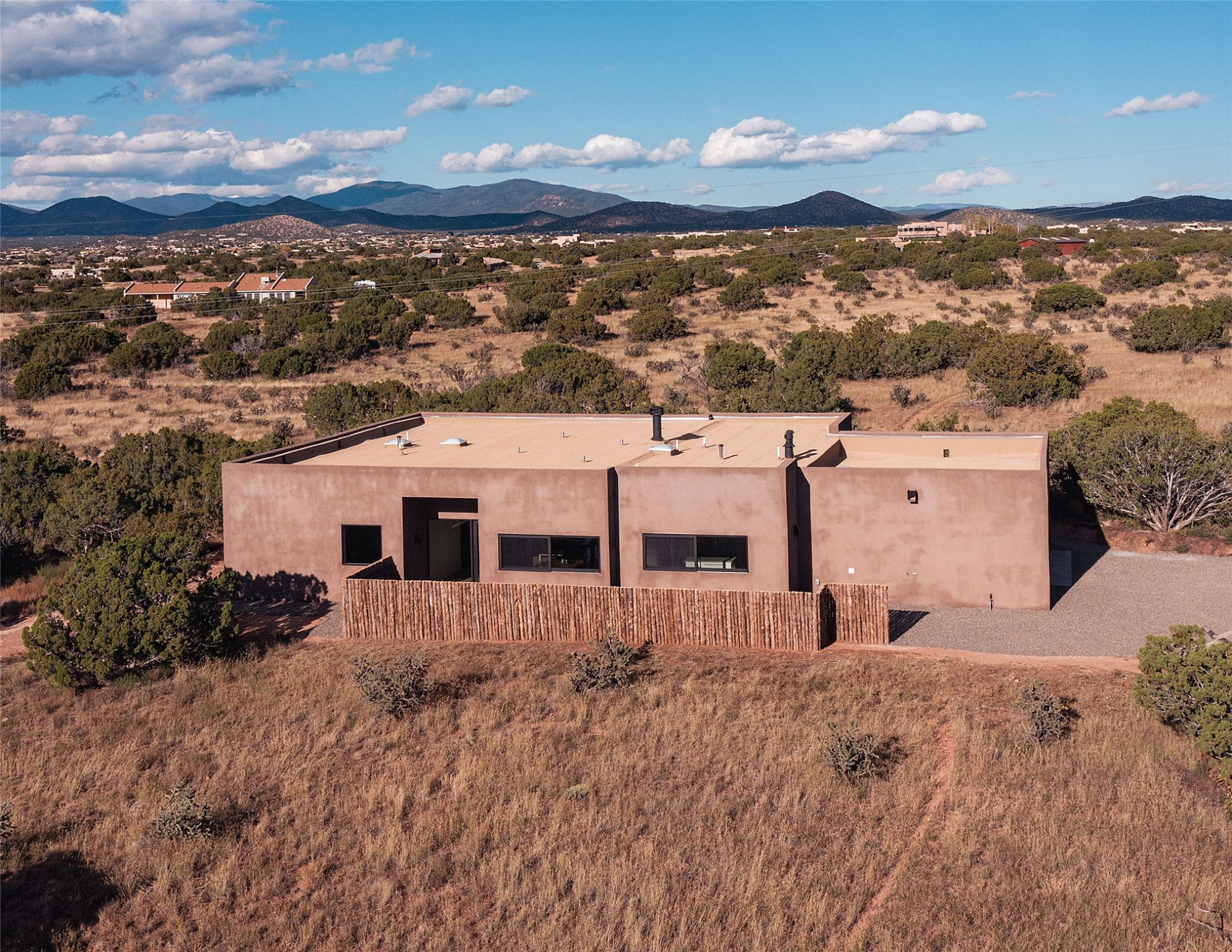 50 Camino San Lucas