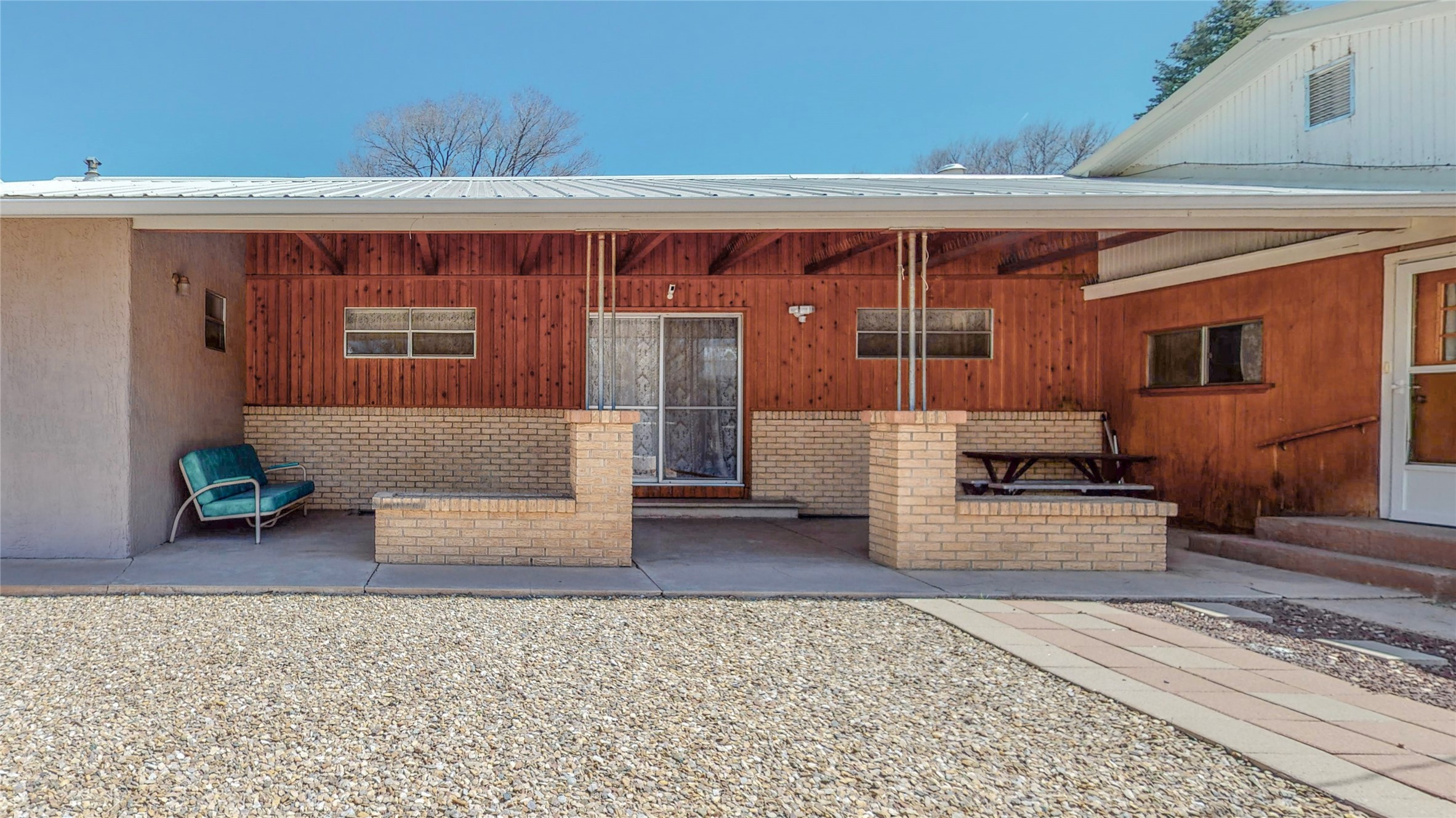 1022 Tilden