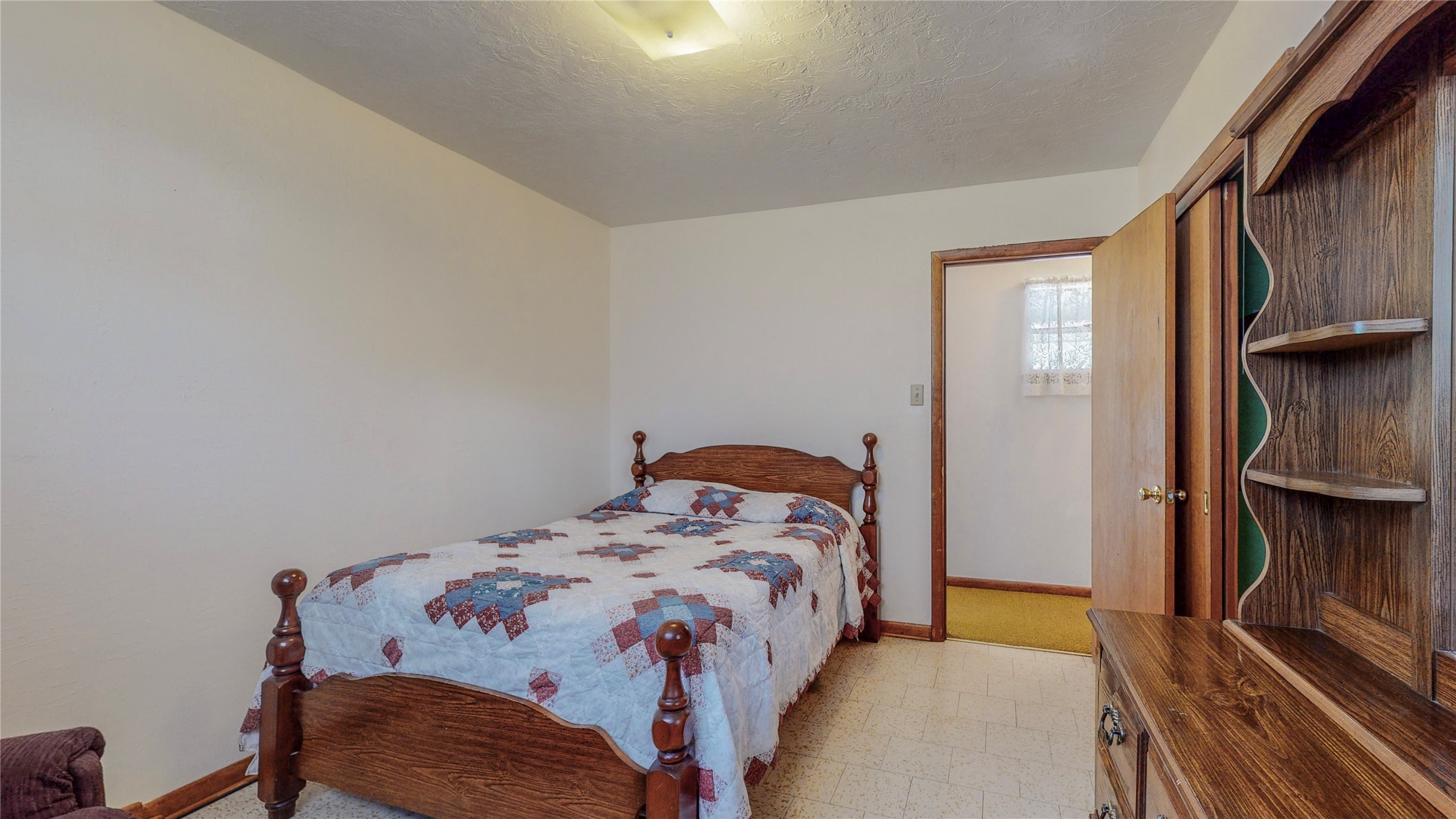 1022 Tilden