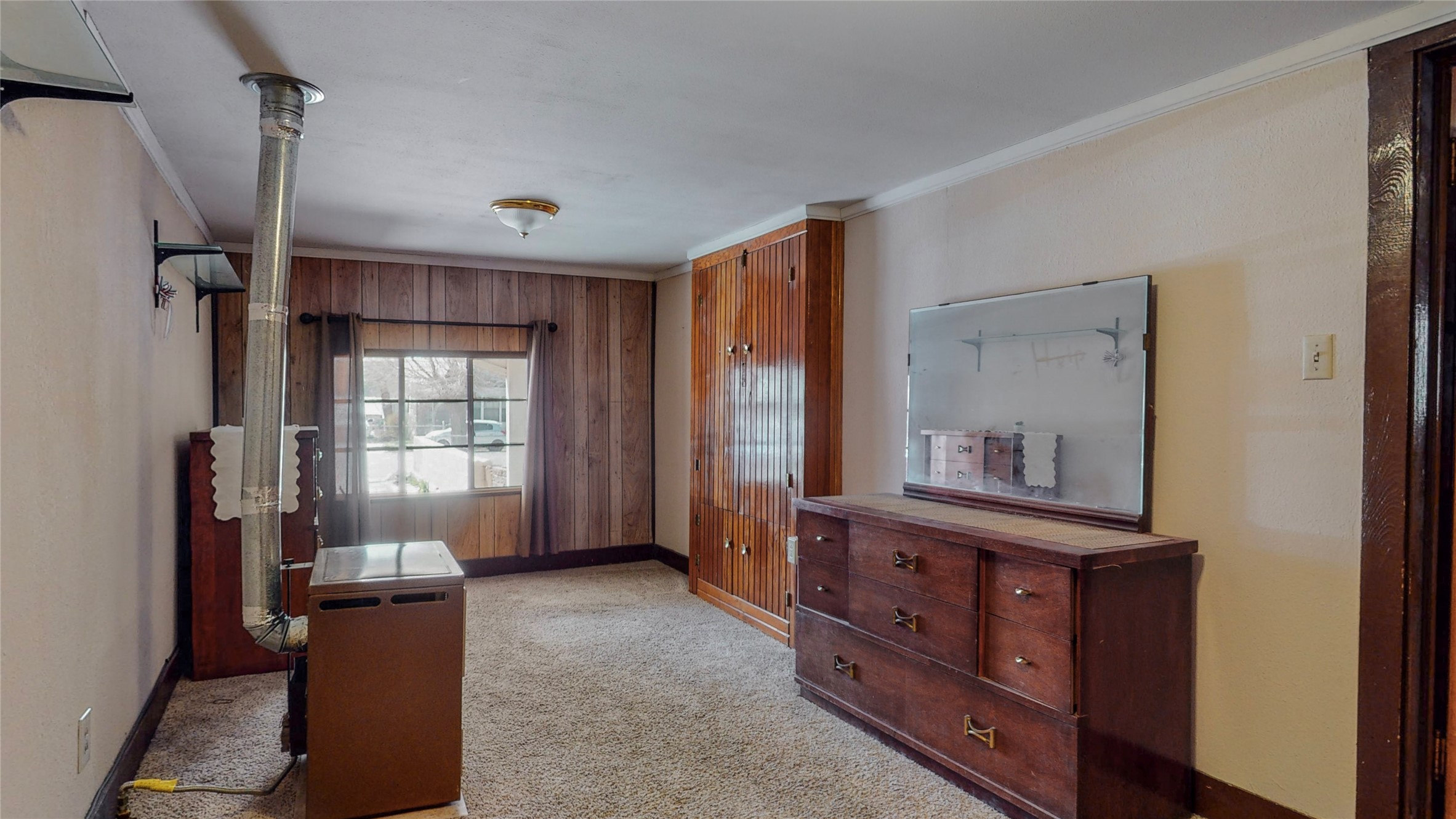 1022 Tilden
