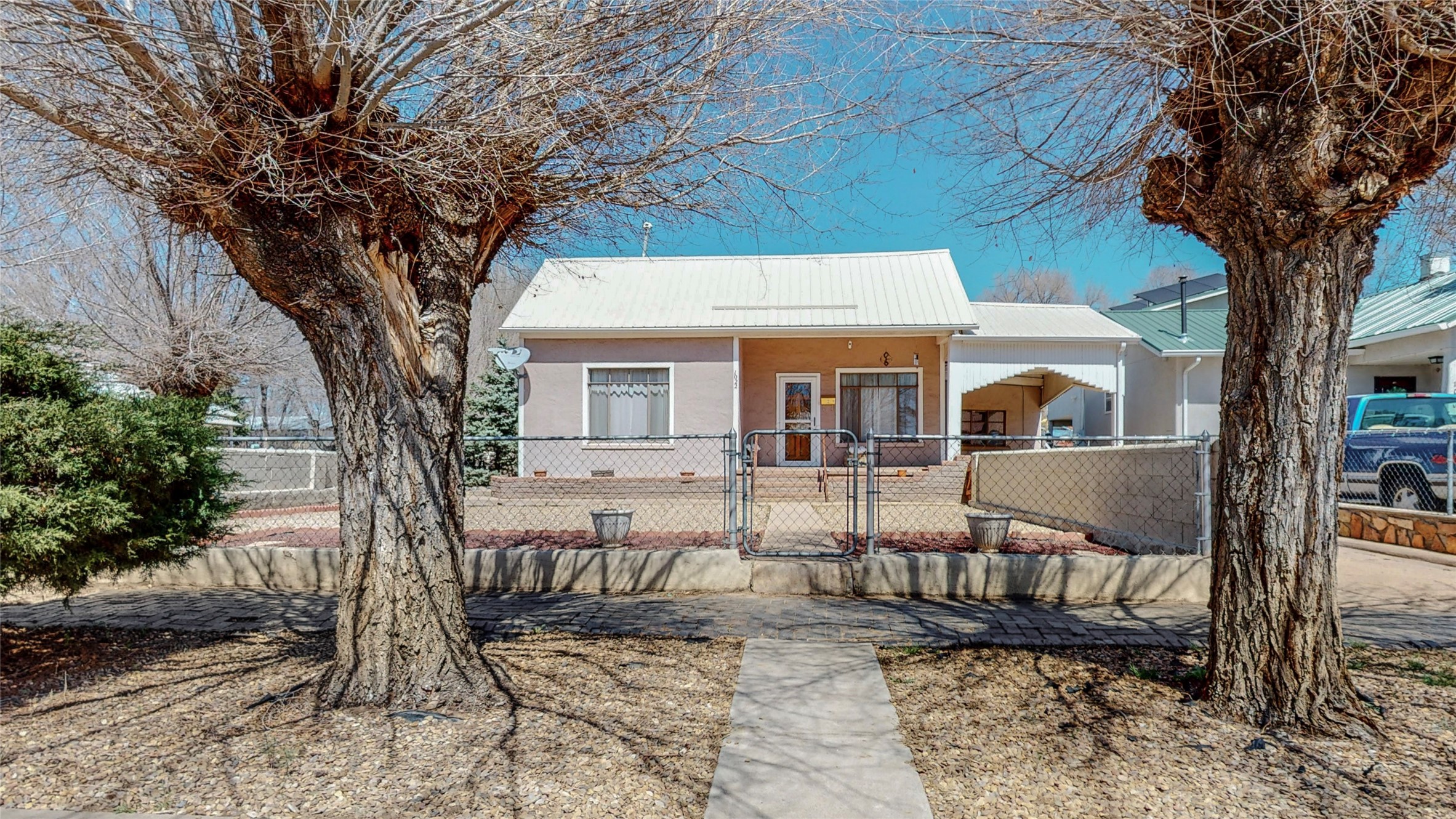 1022 Tilden