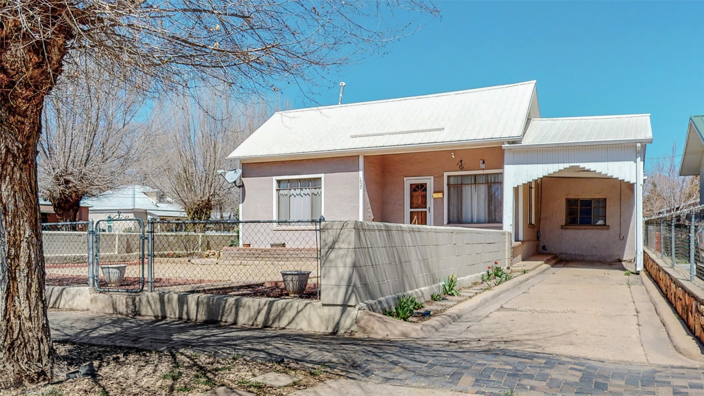 1022 Tilden