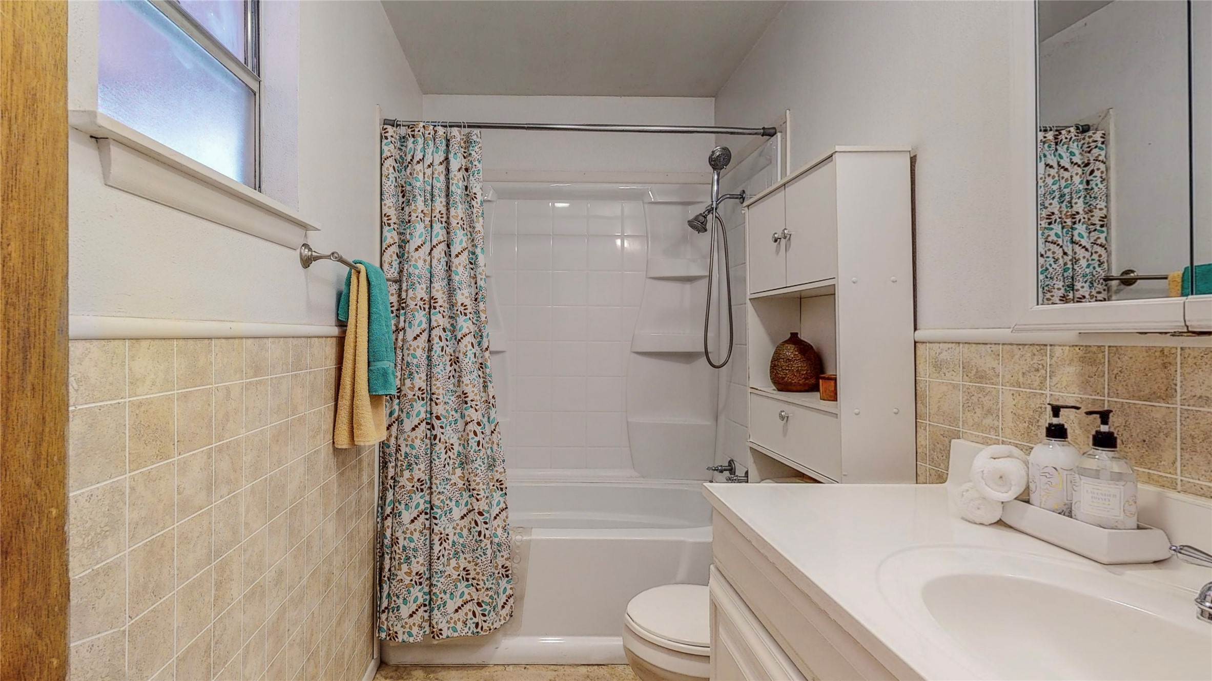 1022 Tilden