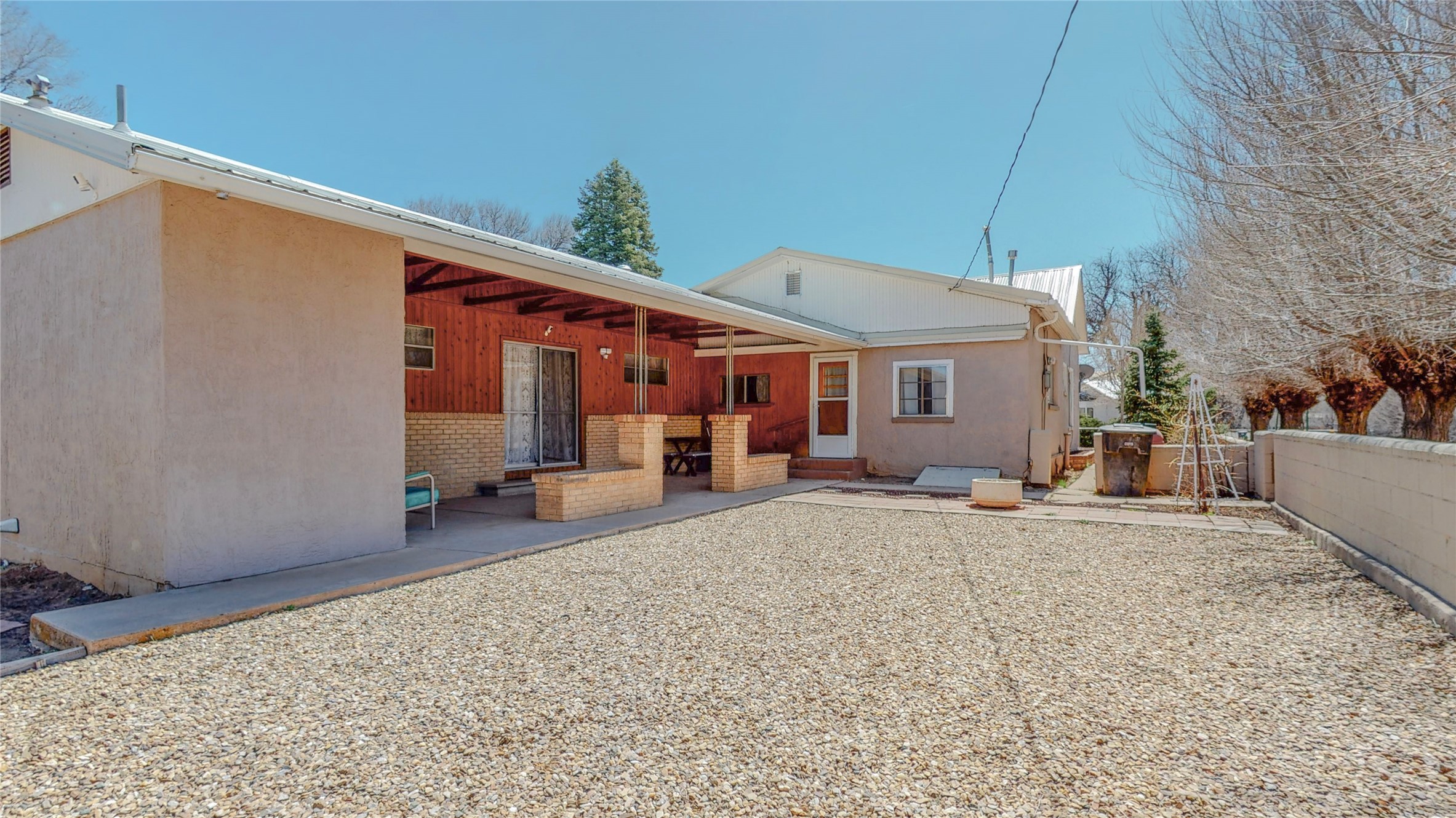 1022 Tilden