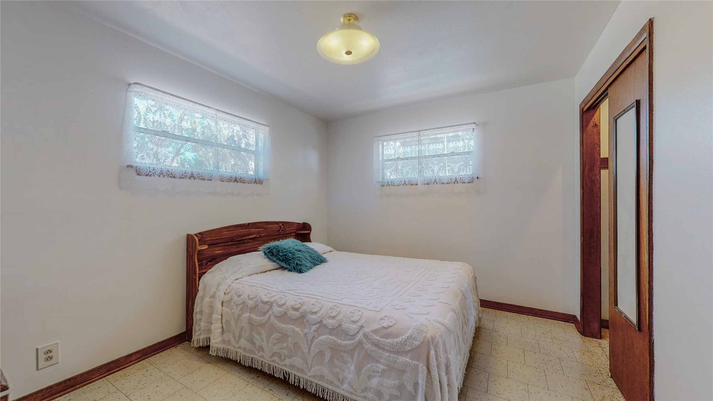 1022 Tilden