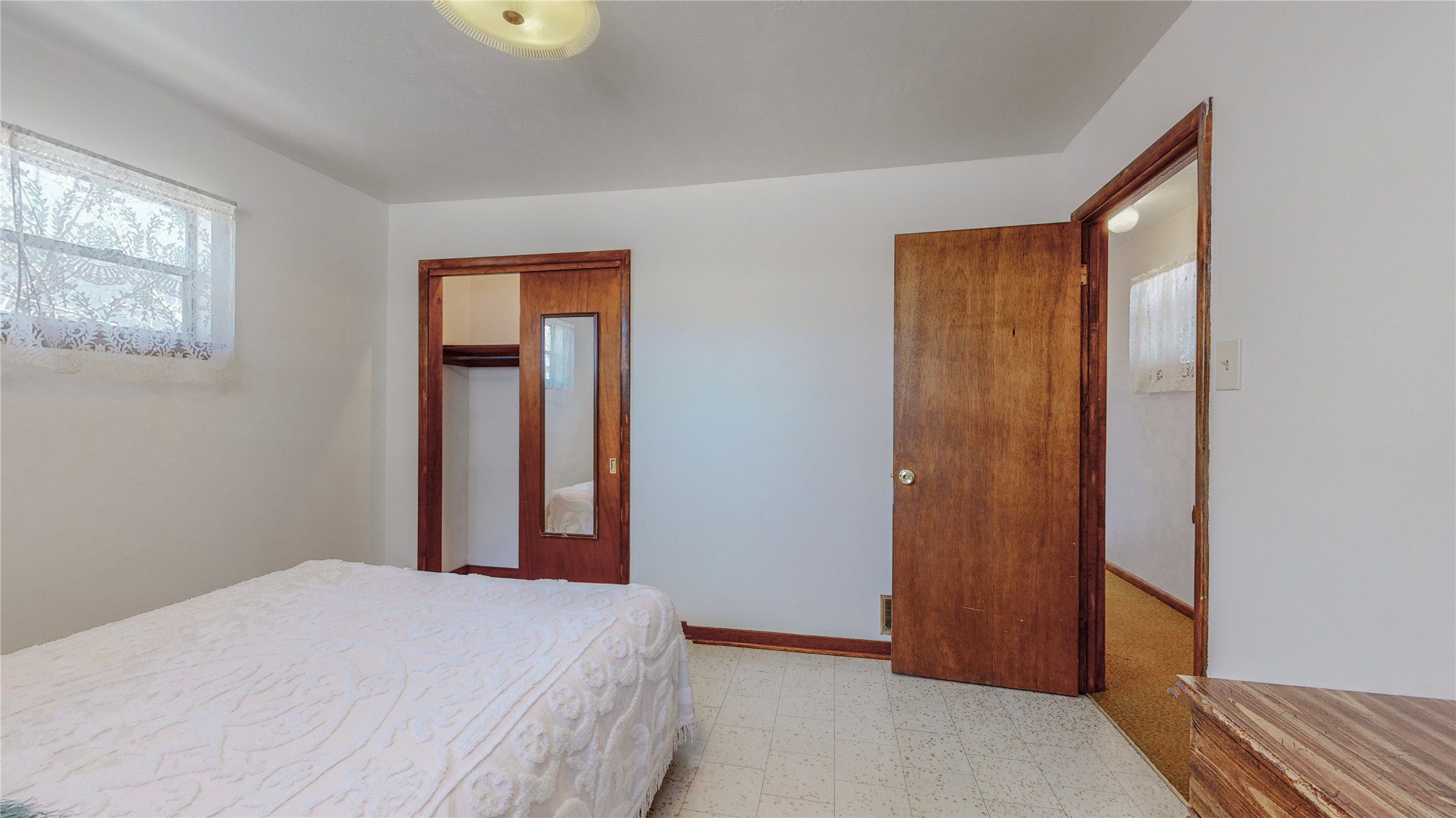 1022 Tilden