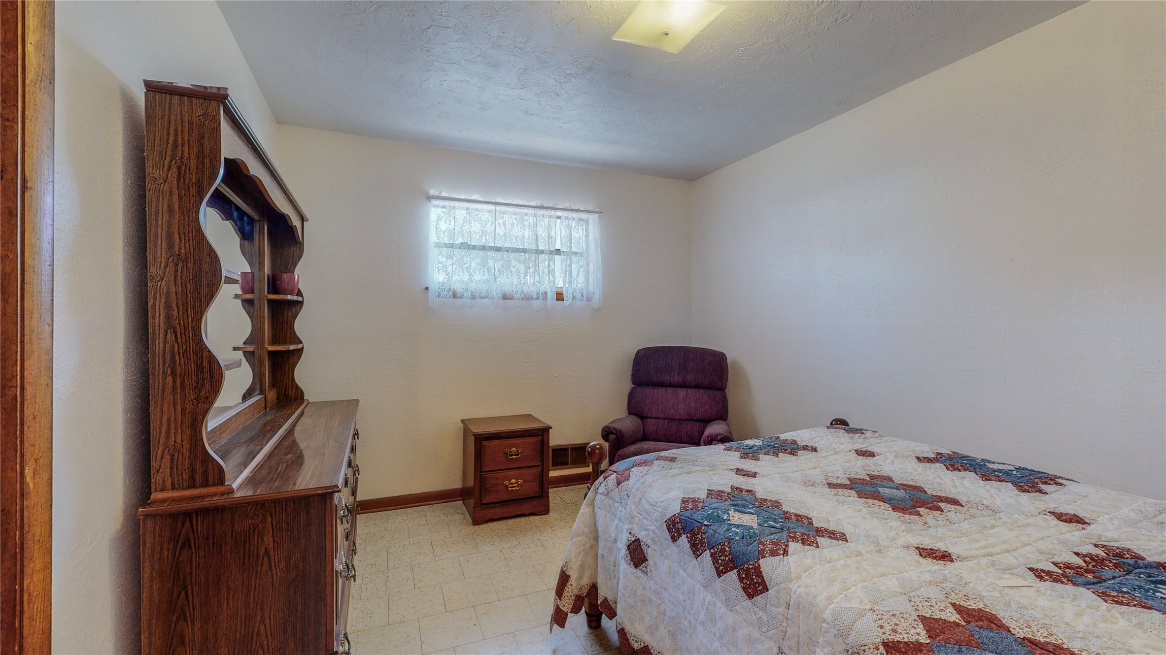1022 Tilden