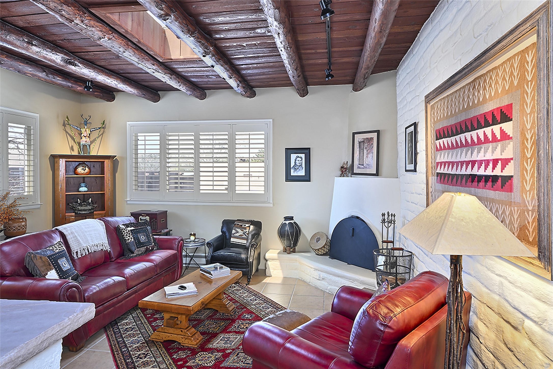 805 Faldas De La Sierra