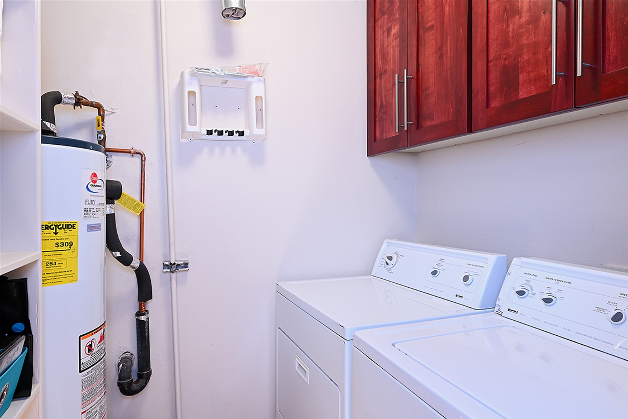 805 Faldas De La Sierra