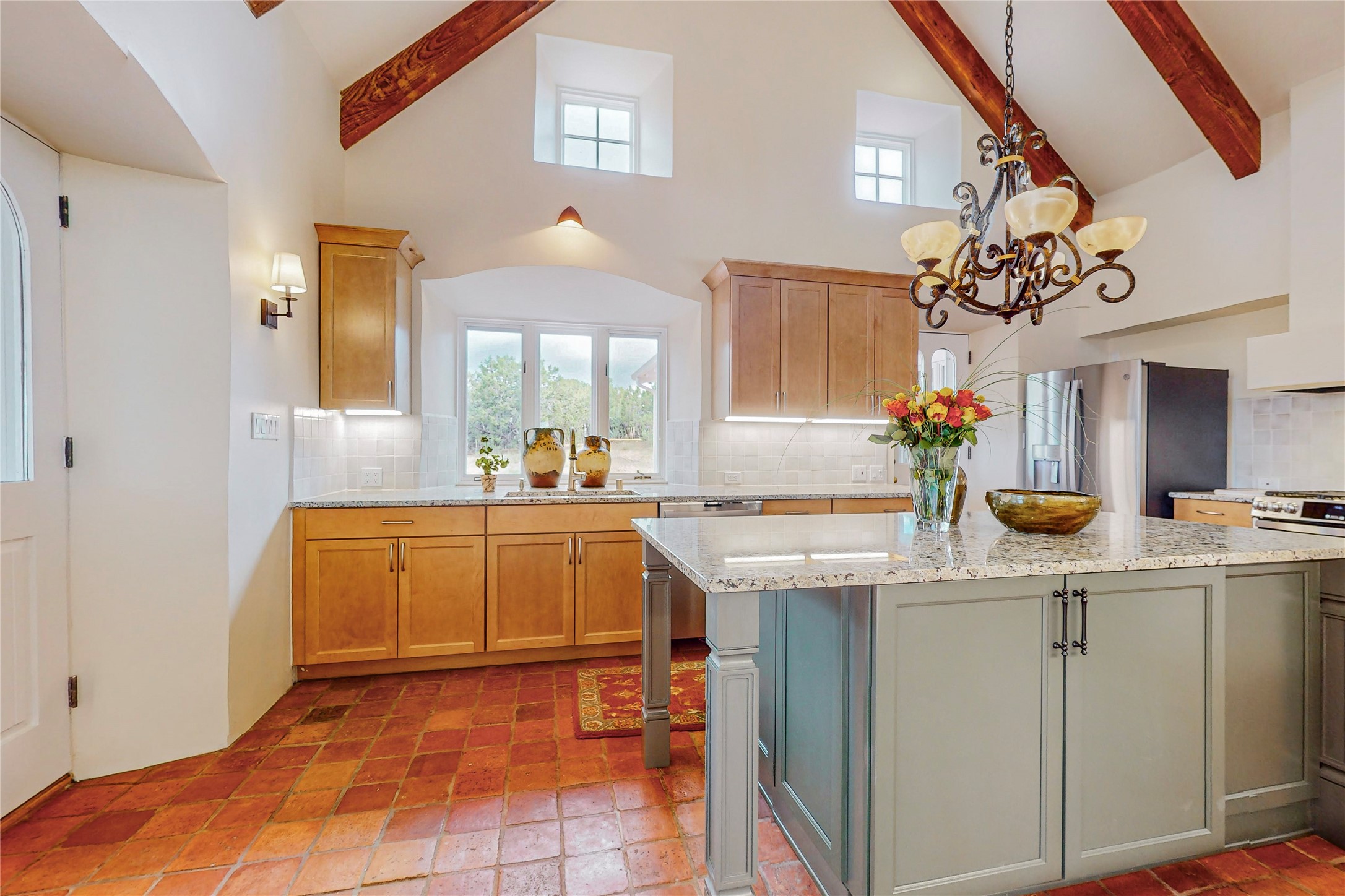 3172 Vista Sandia