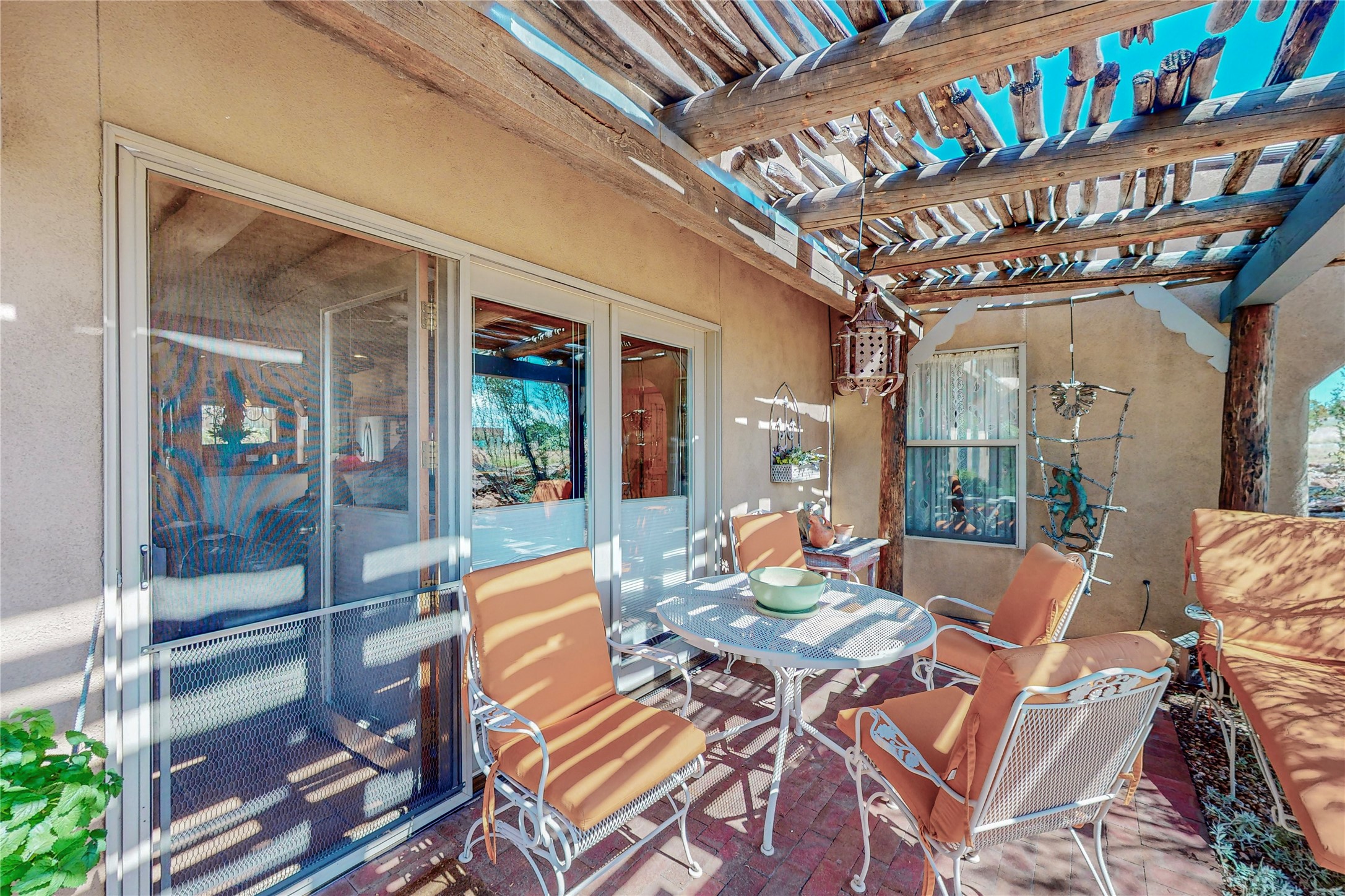 6 Demora Road