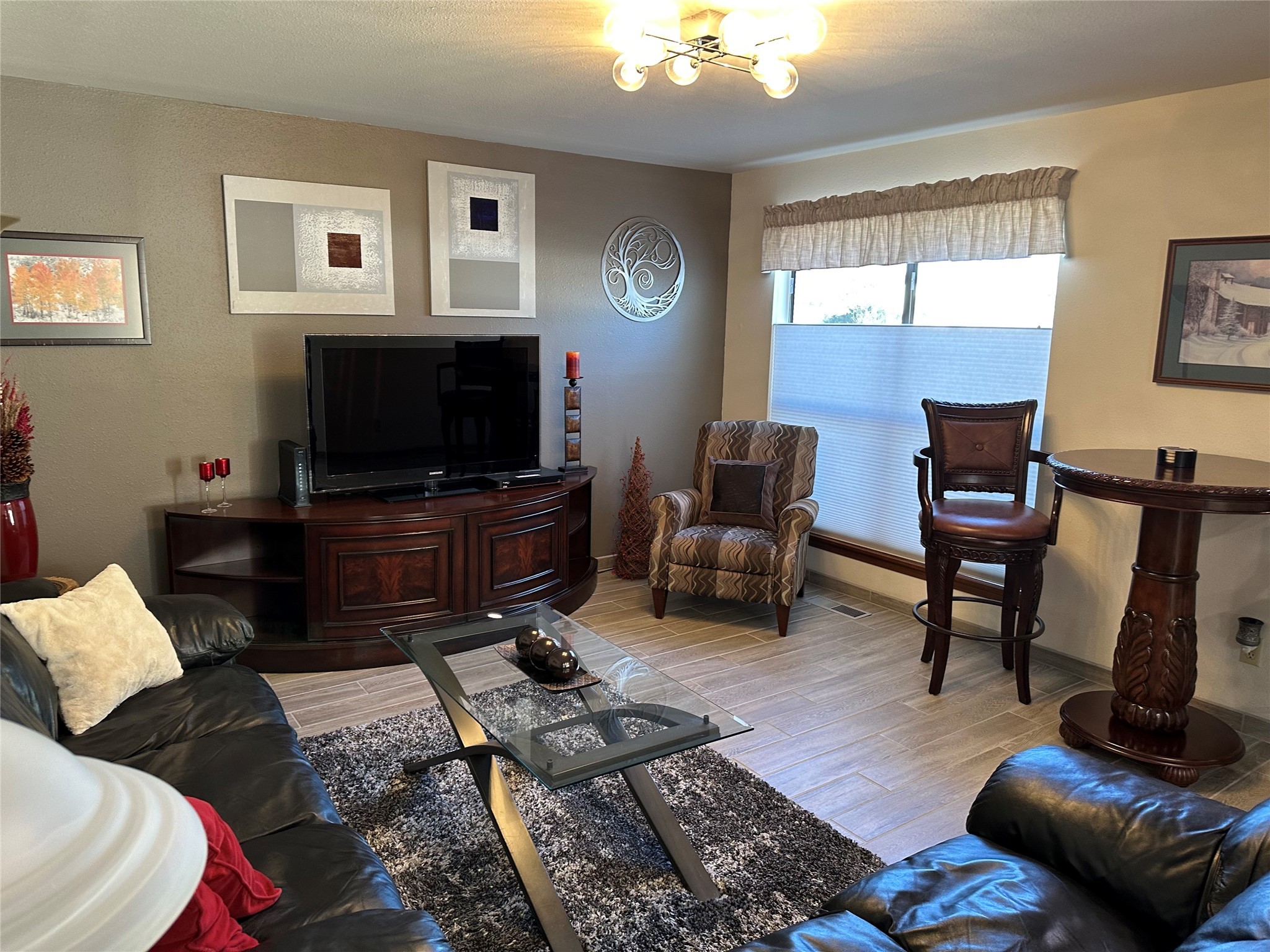 347 Ridgecrest