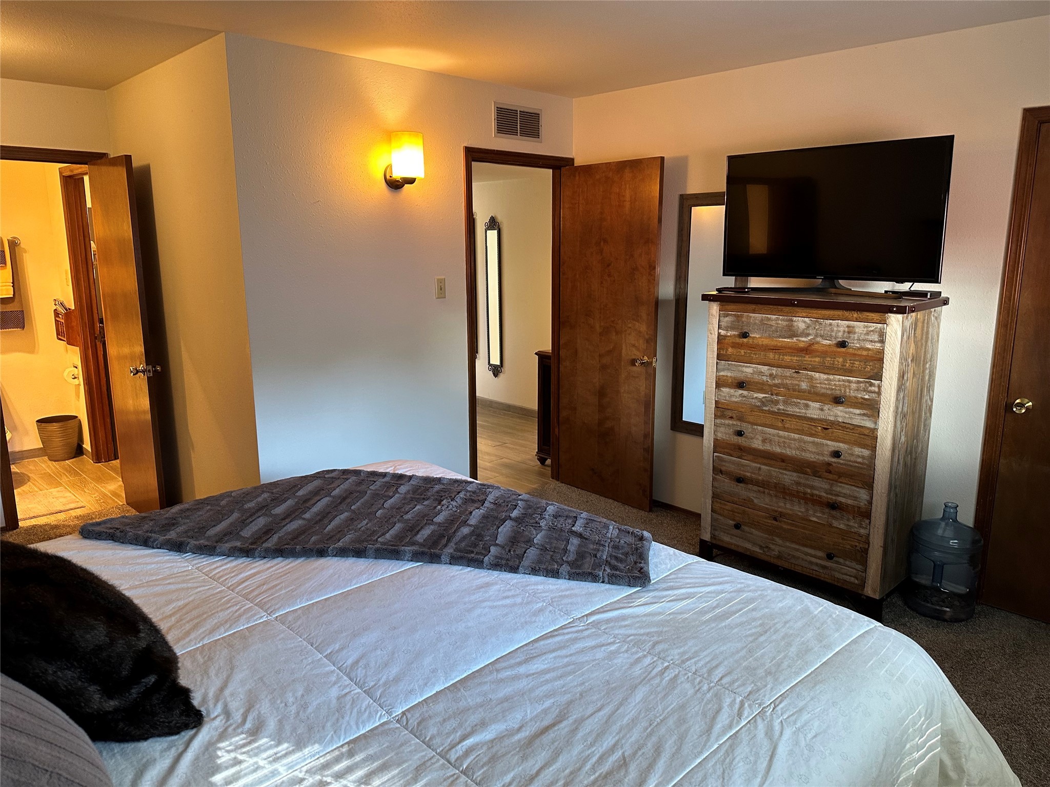 347 Ridgecrest