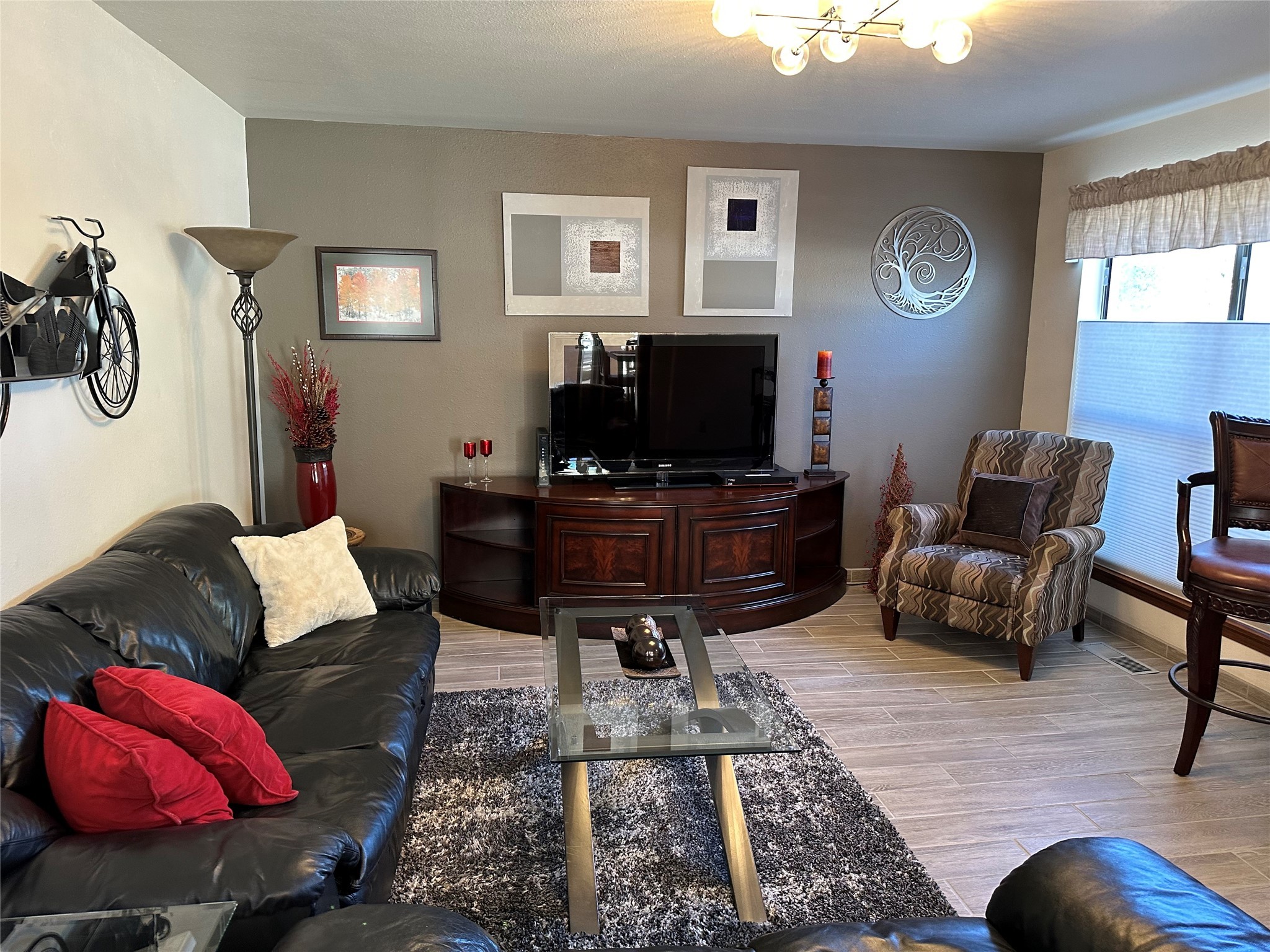 347 Ridgecrest
