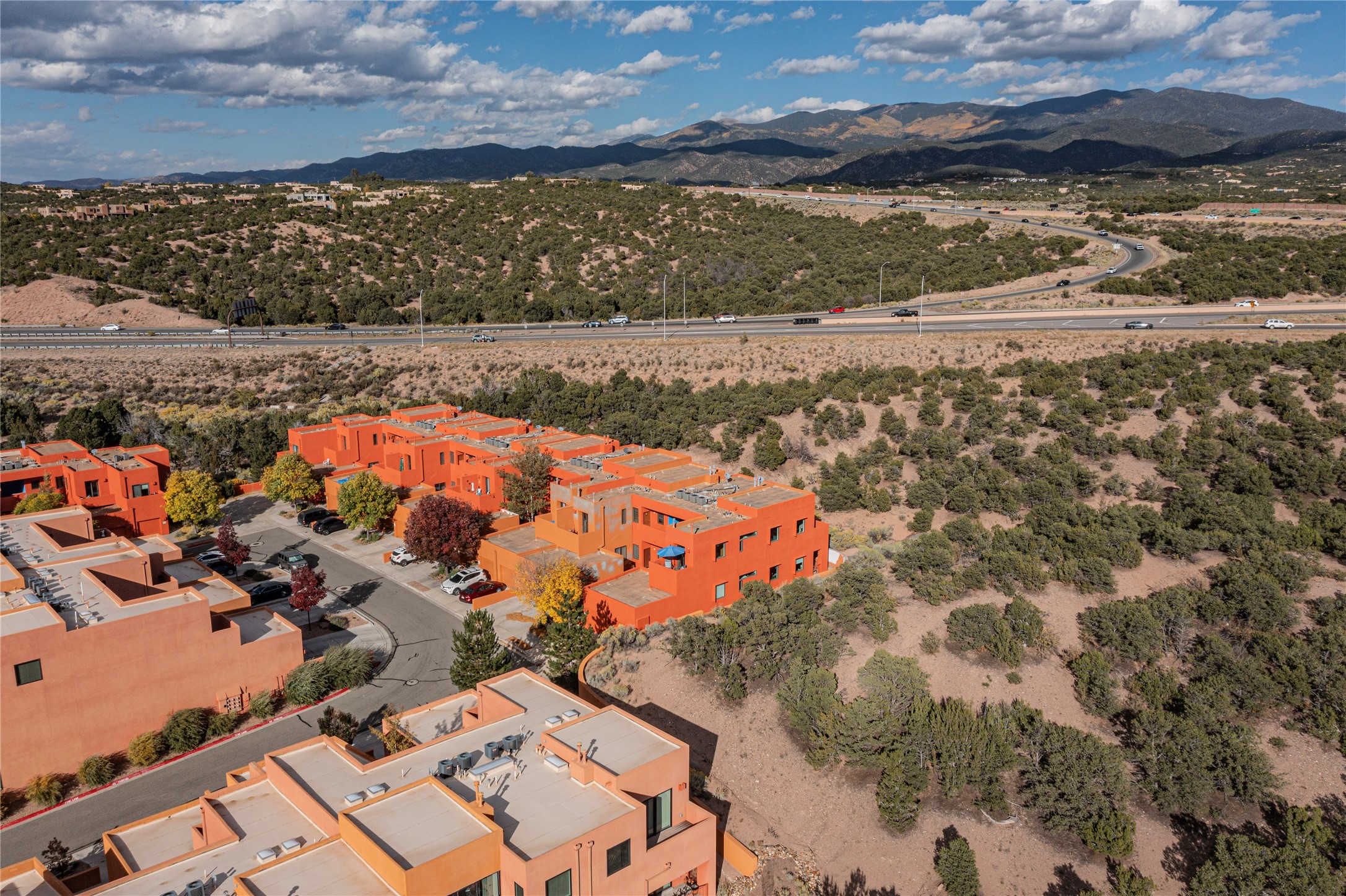 604 Avenida Villa Hermosa 201