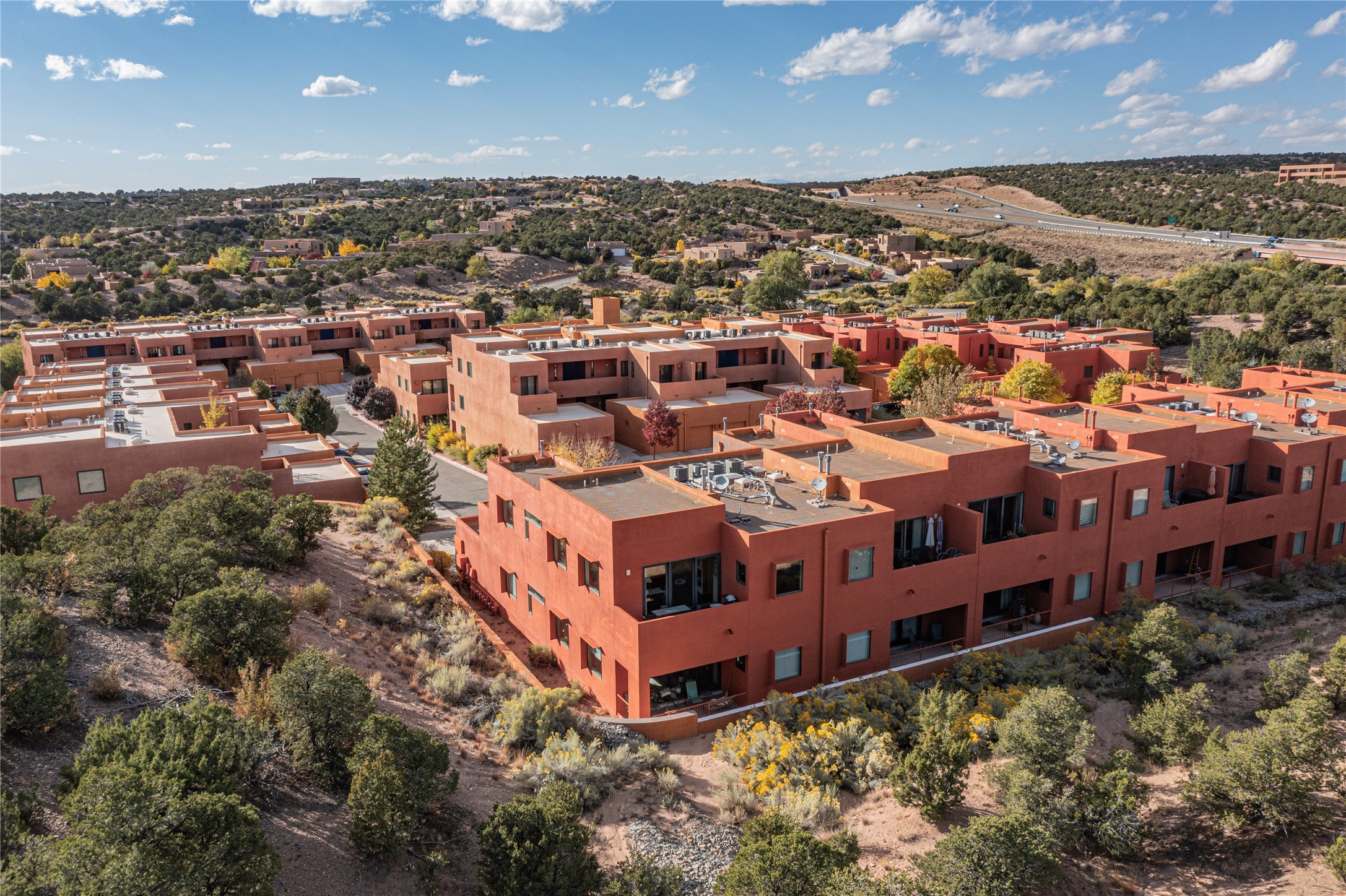 604 Avenida Villa Hermosa 201