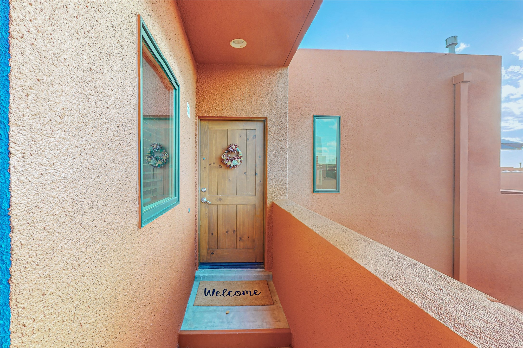 604 Avenida Villa Hermosa 201