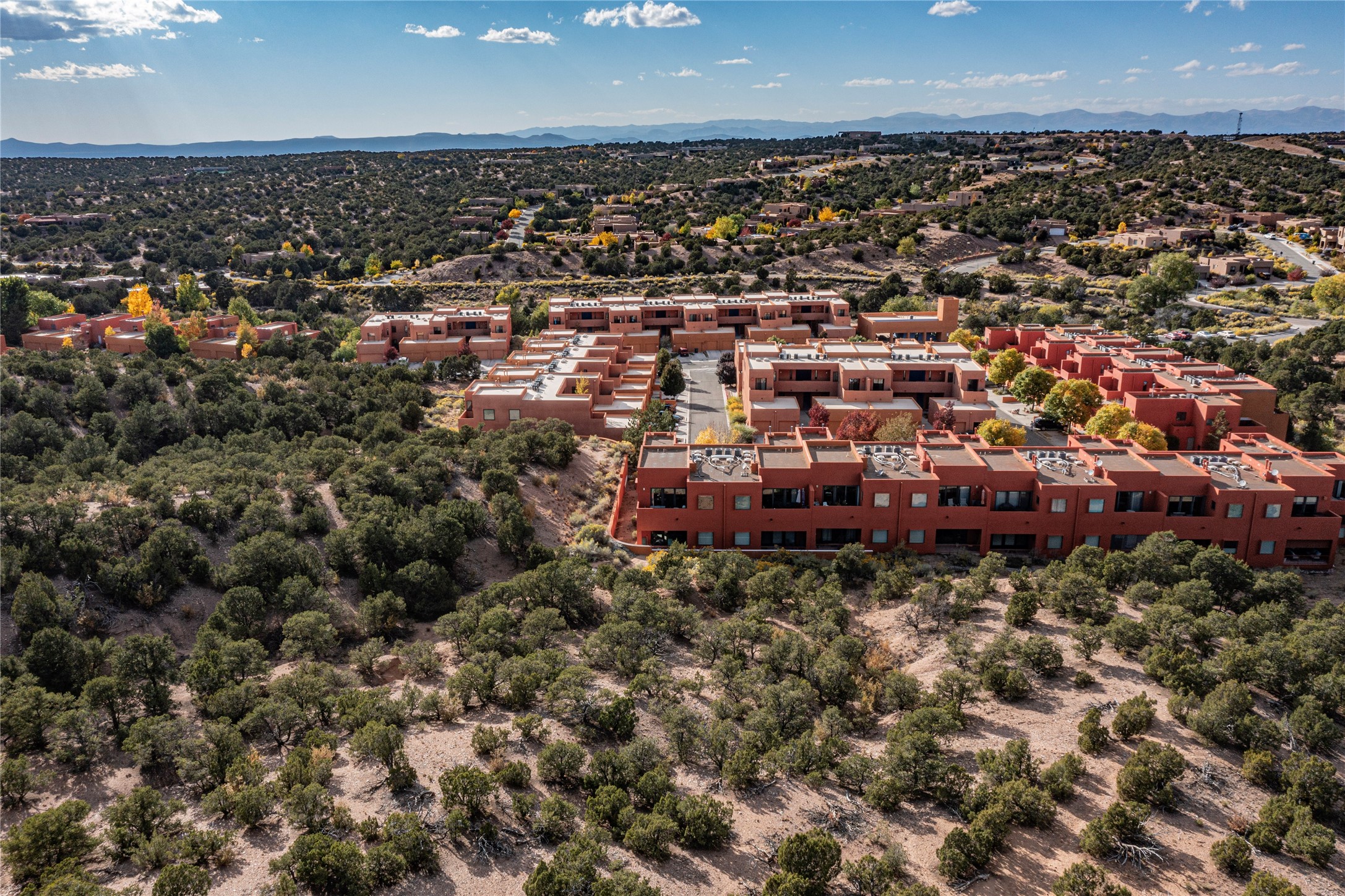 604 Avenida Villa Hermosa 201