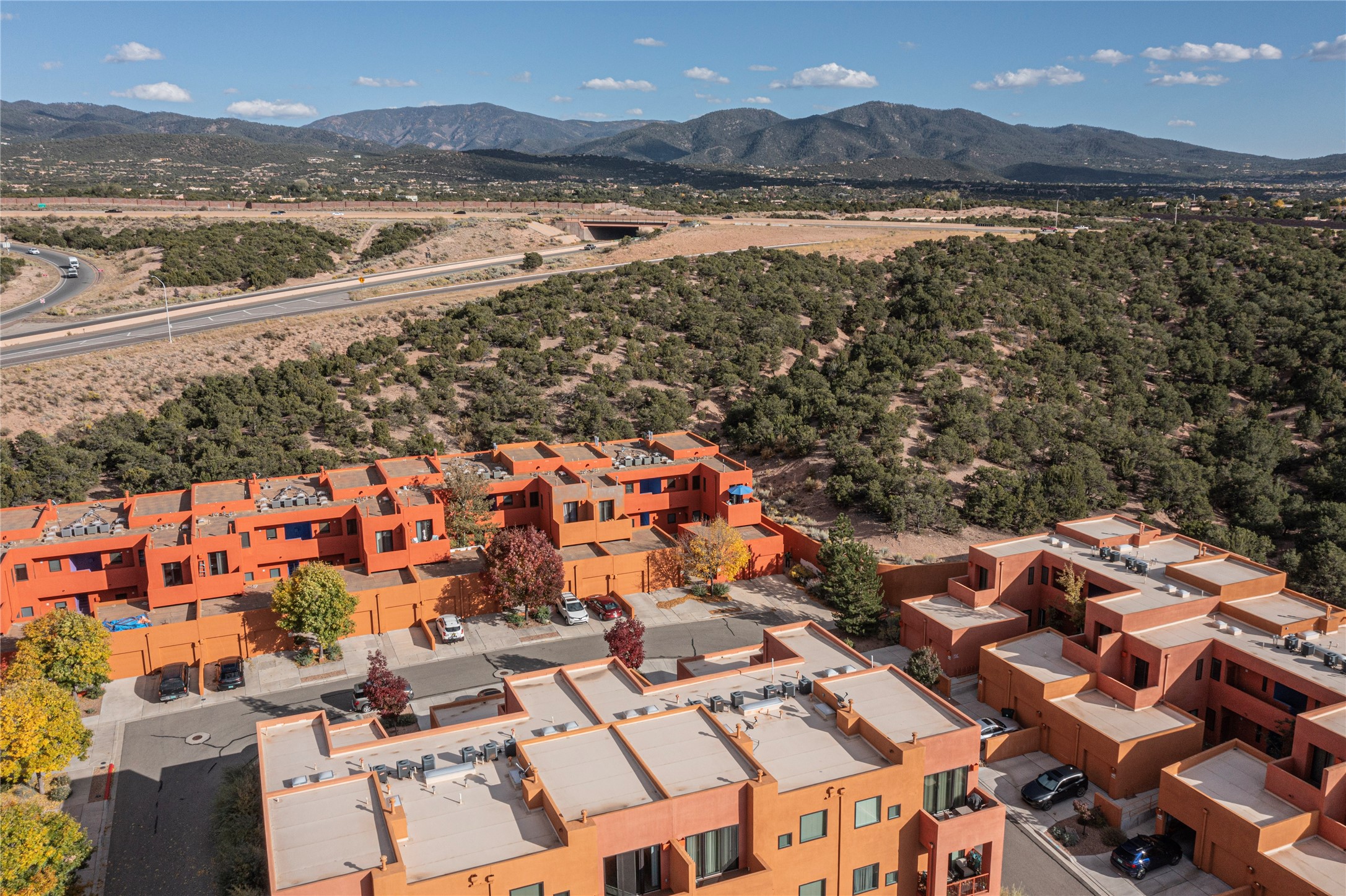604 Avenida Villa Hermosa 201