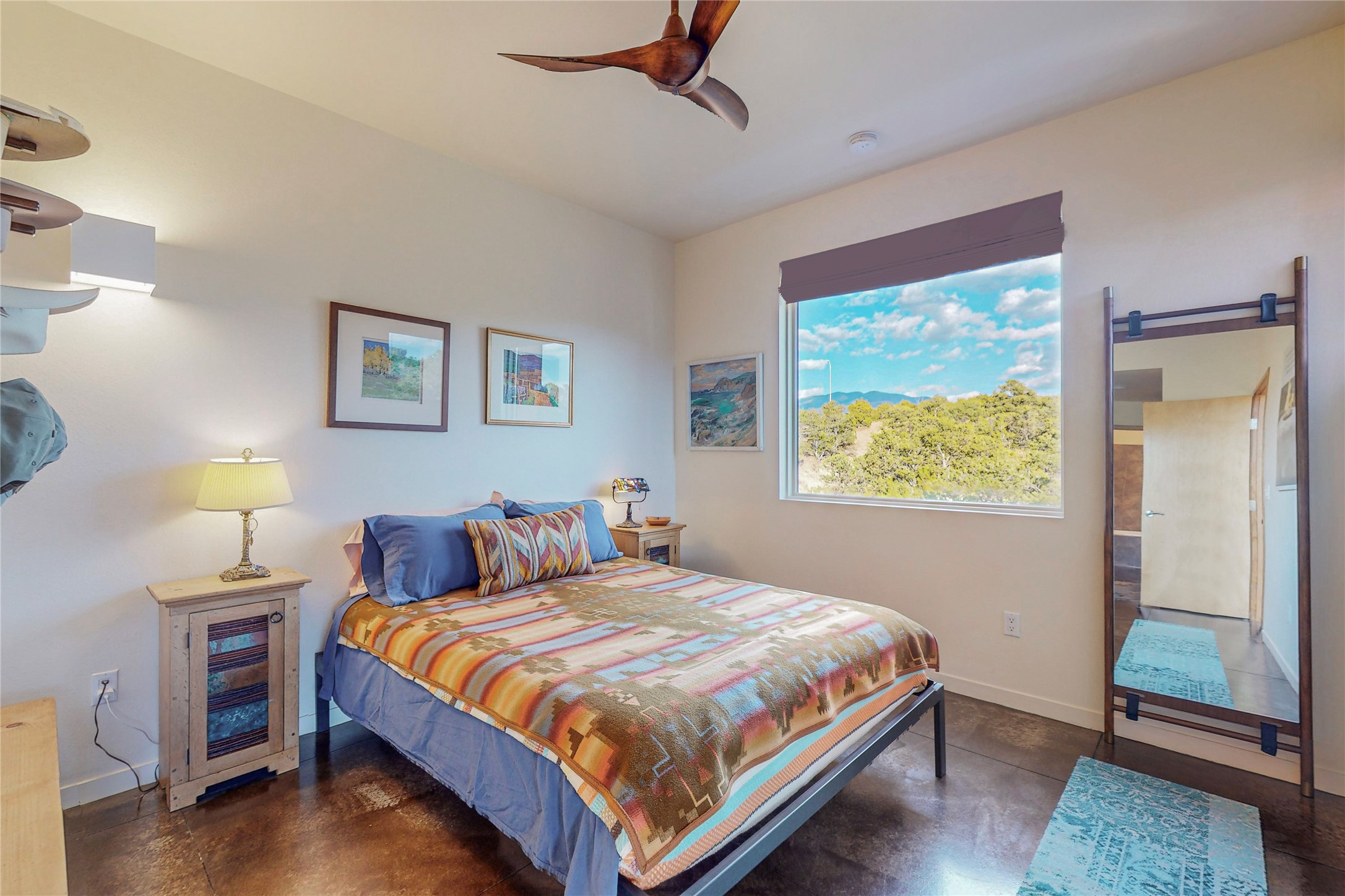 604 Avenida Villa Hermosa 201