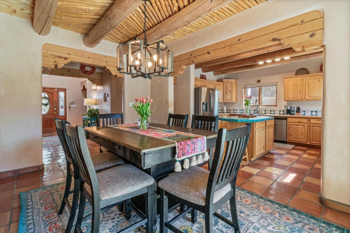 3221 Casa Rinconada