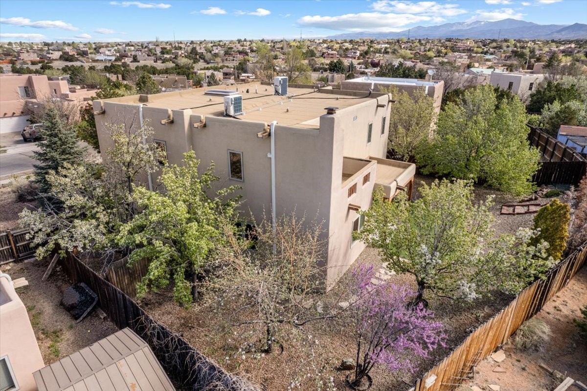 3221 Casa Rinconada