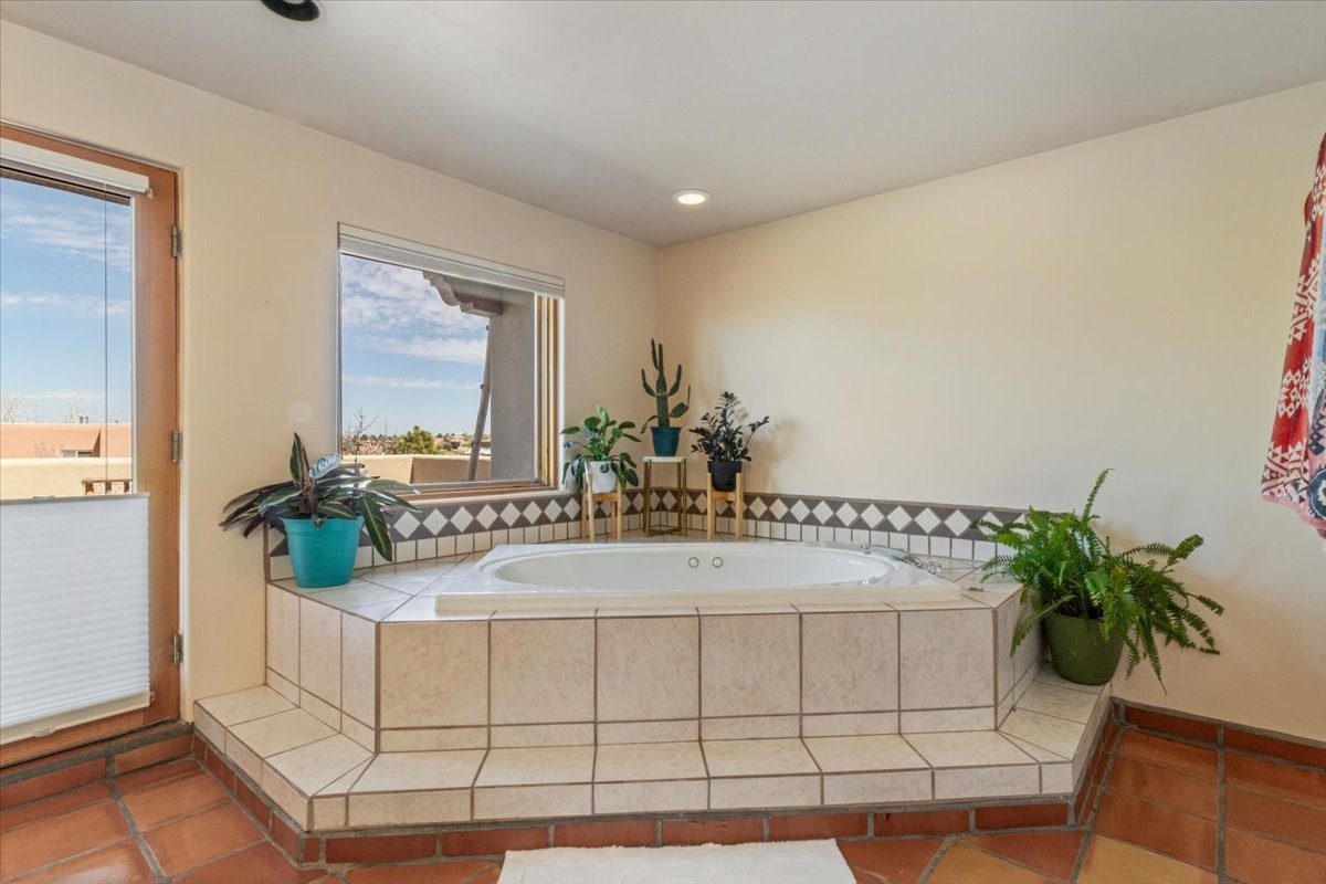 3221 Casa Rinconada