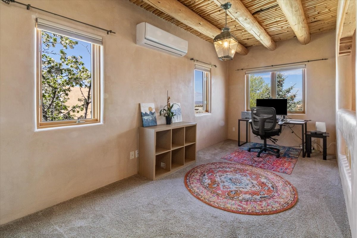 3221 Casa Rinconada