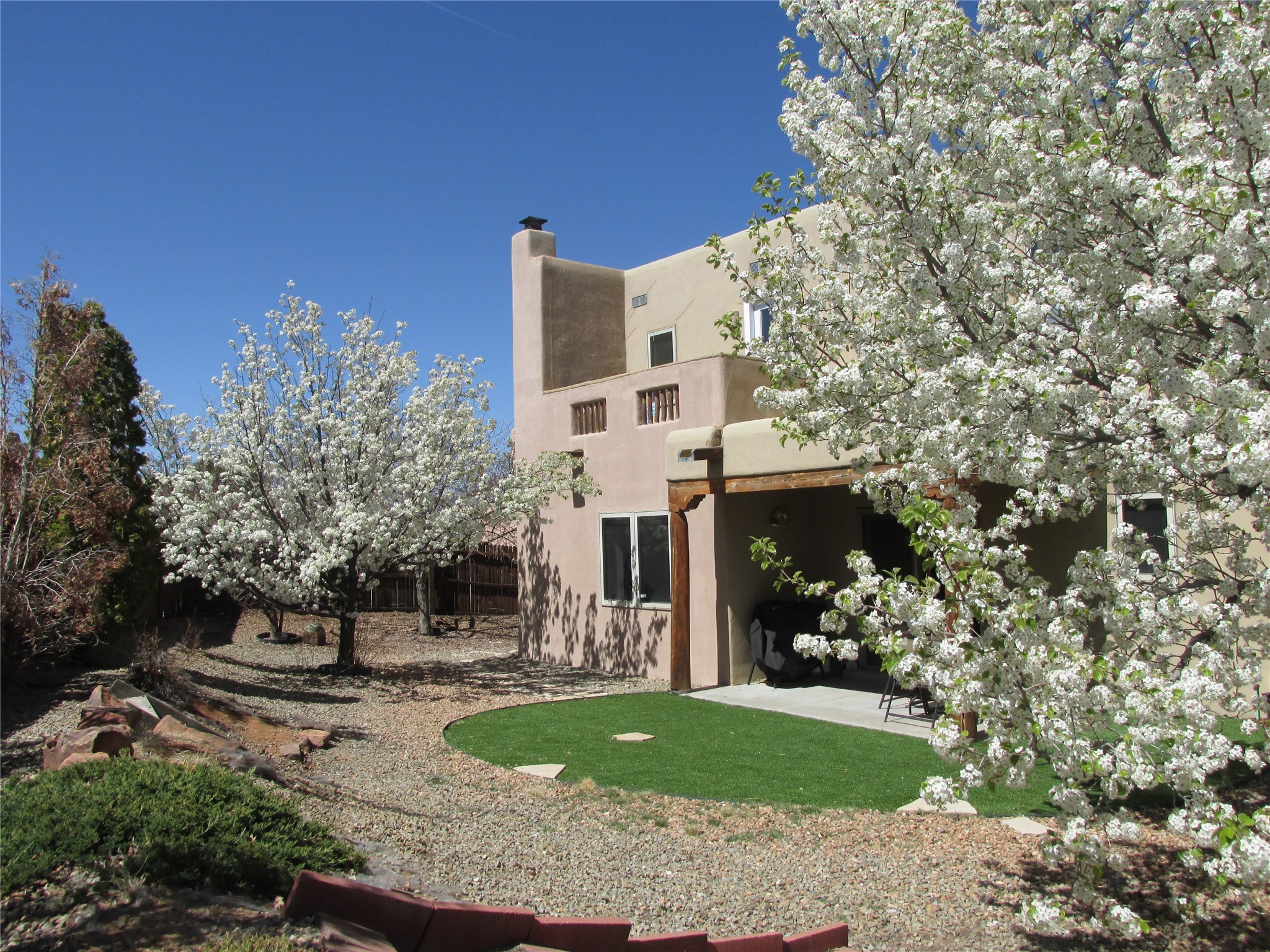 3221 Casa Rinconada