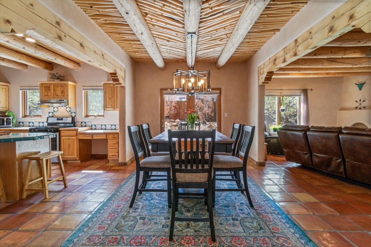 3221 Casa Rinconada