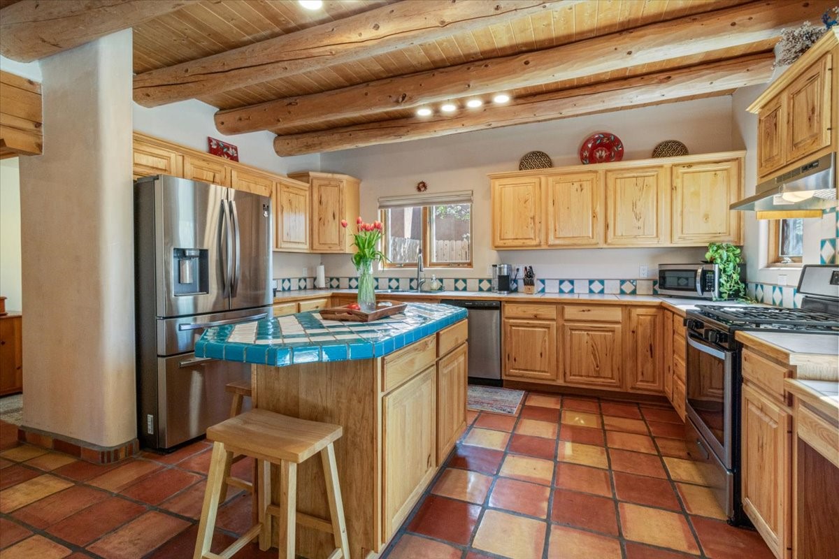 3221 Casa Rinconada