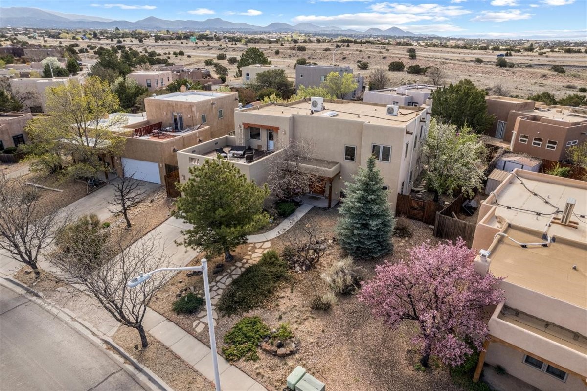 3221 Casa Rinconada