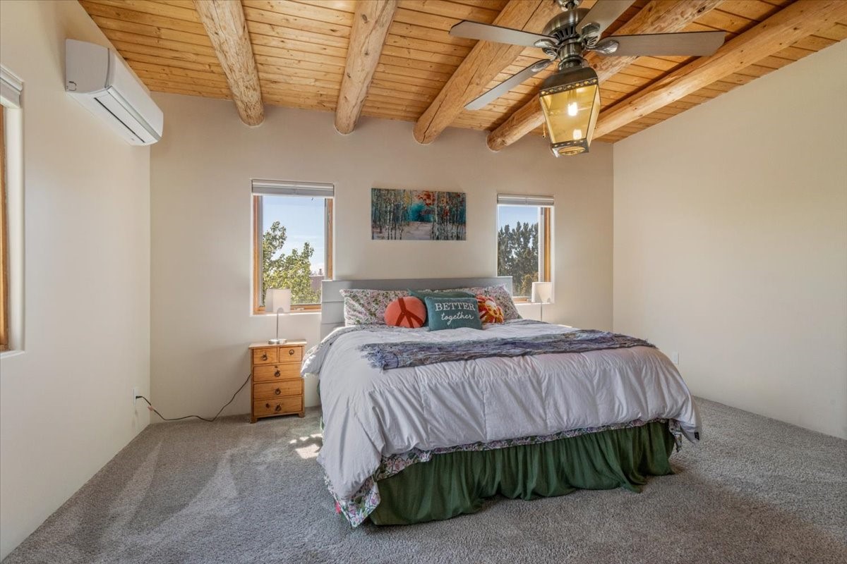 3221 Casa Rinconada