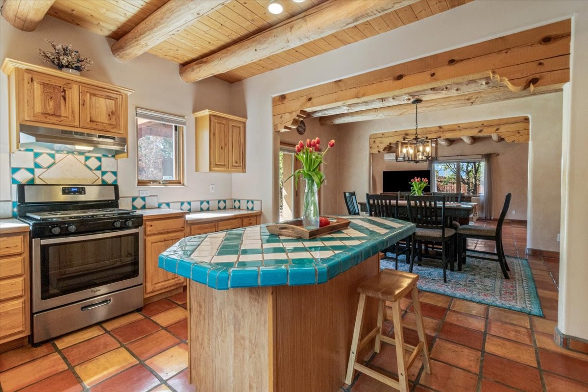 3221 Casa Rinconada