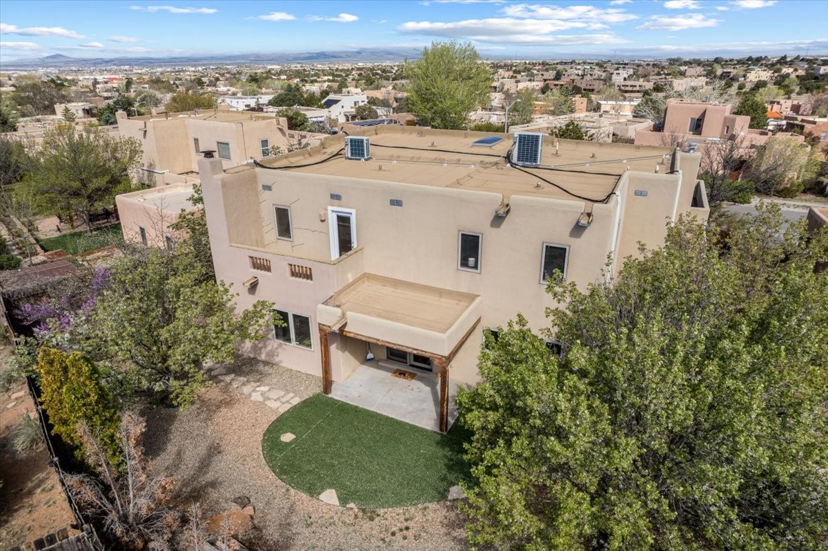 3221 Casa Rinconada
