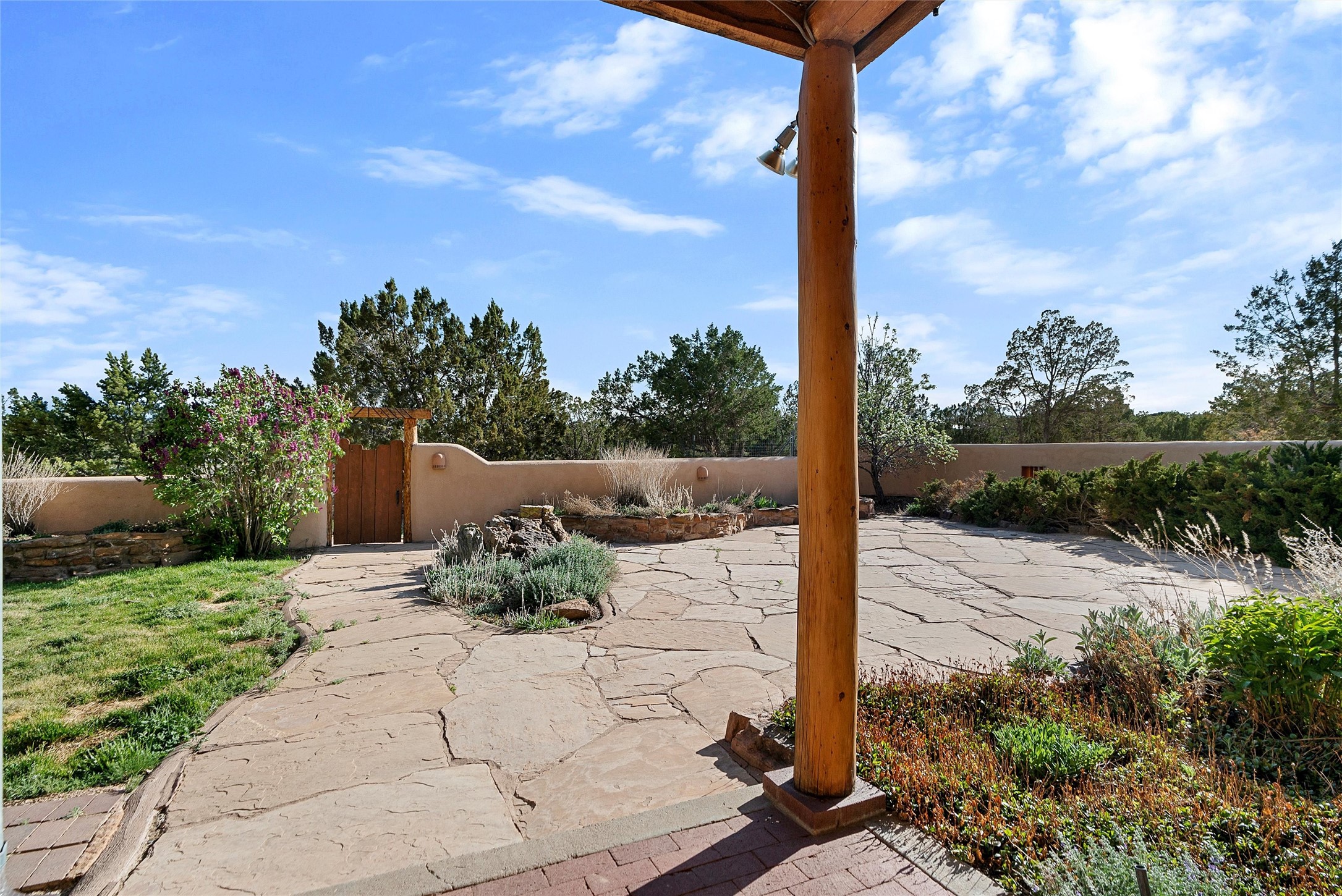 154 Piedra Loop
