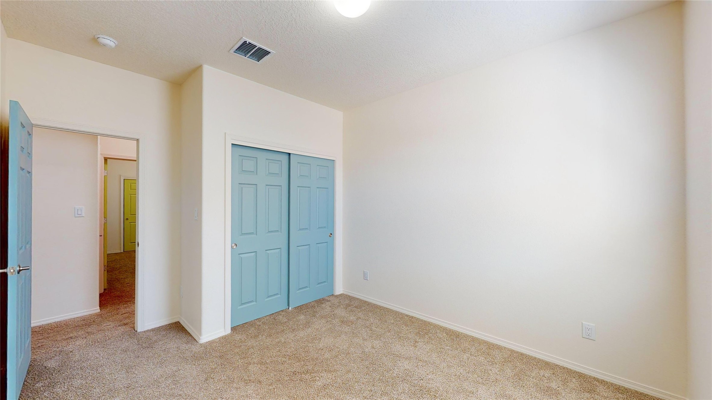 5205 Via Del Sol