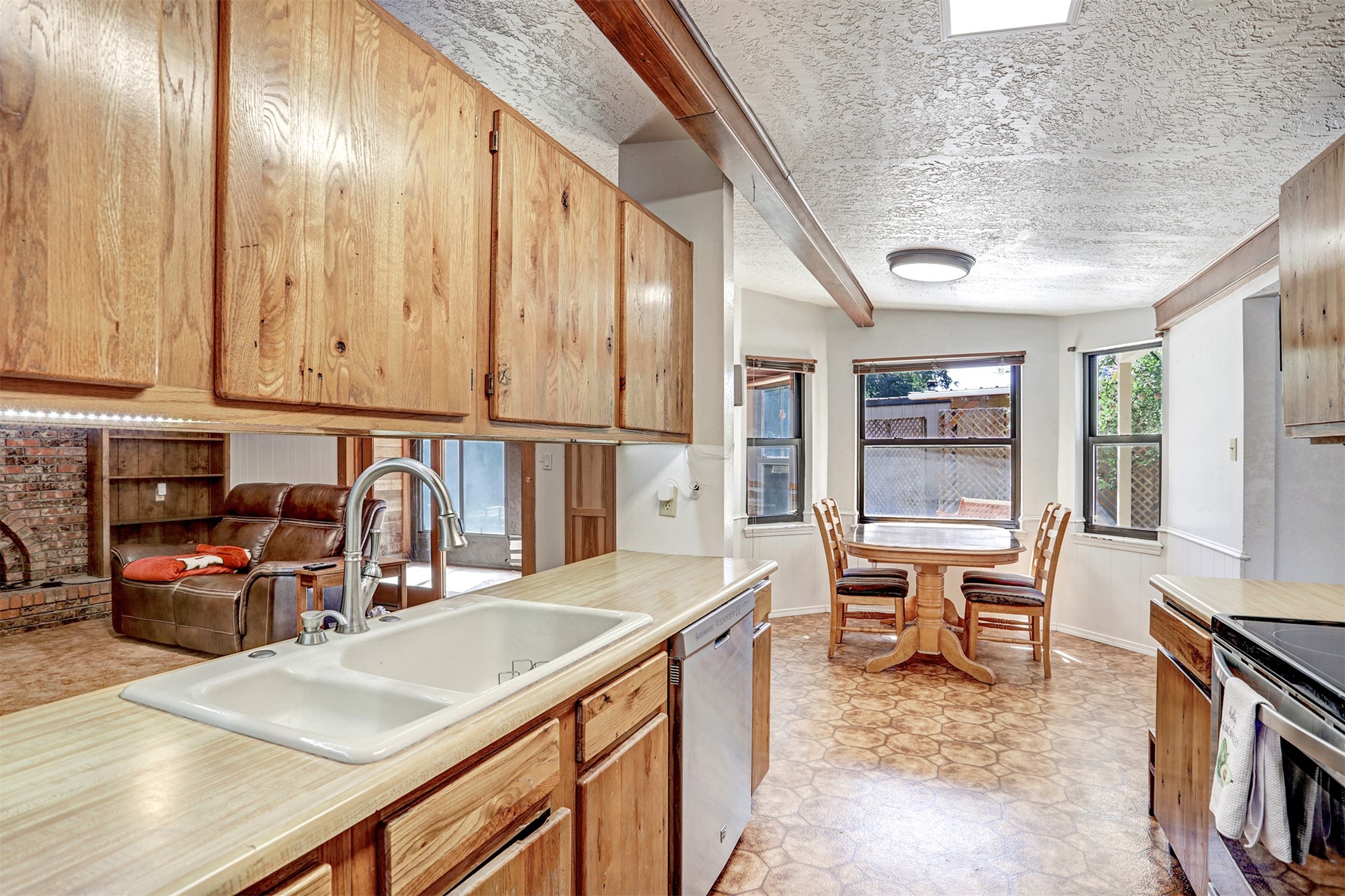 331 Kimberly Lane