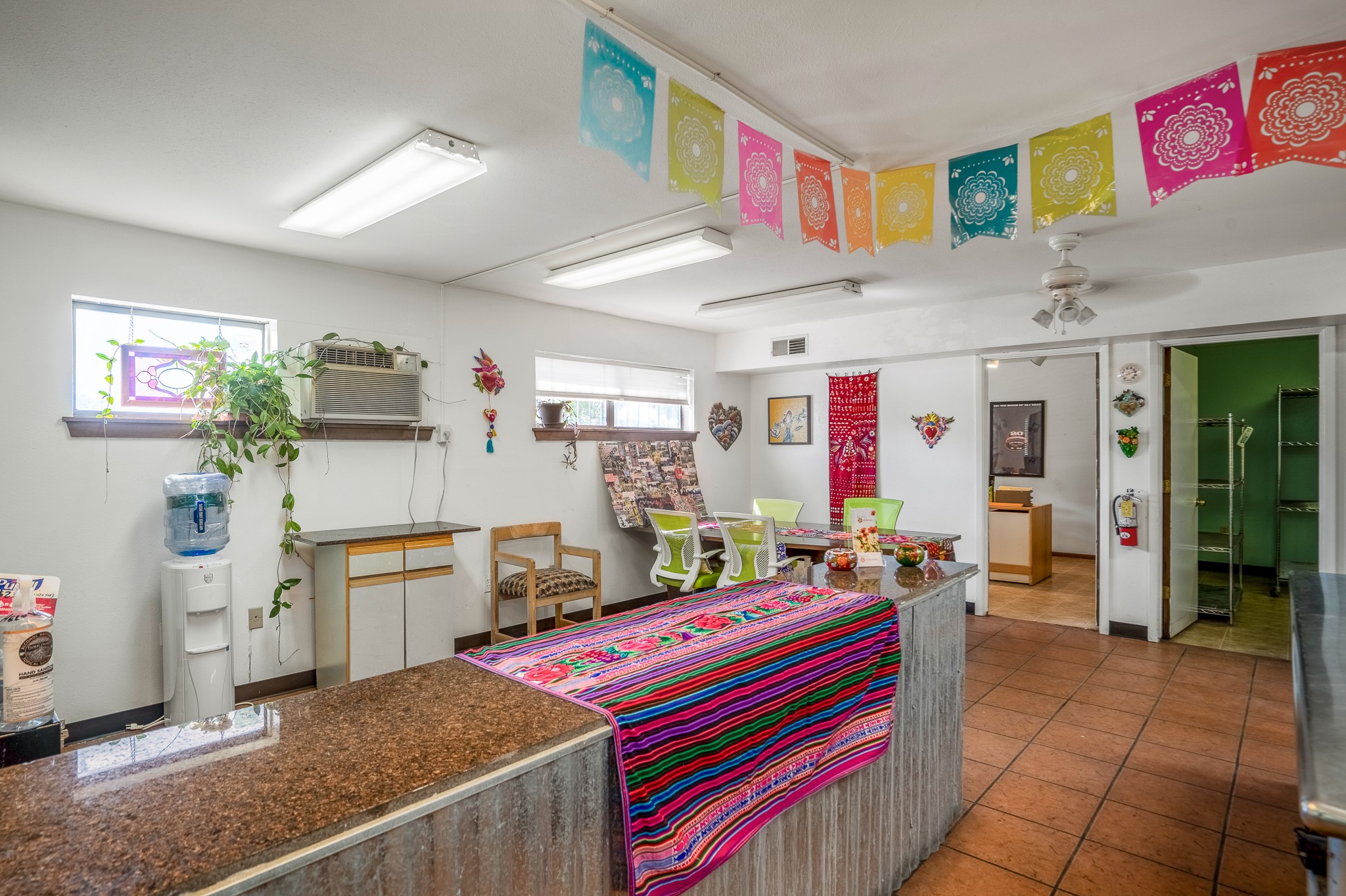 1413 W Alameda Street
