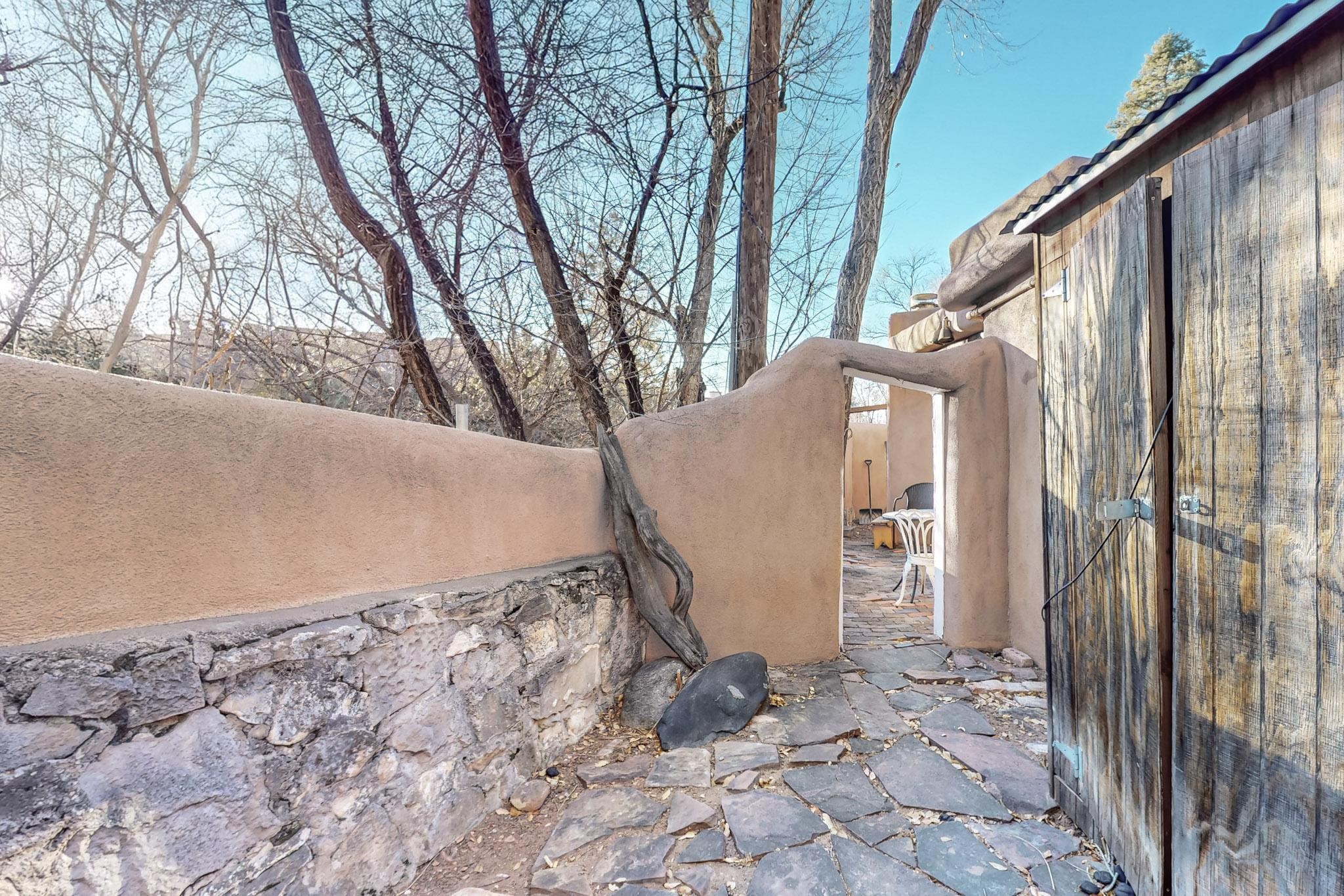 634 Garcia Street 25