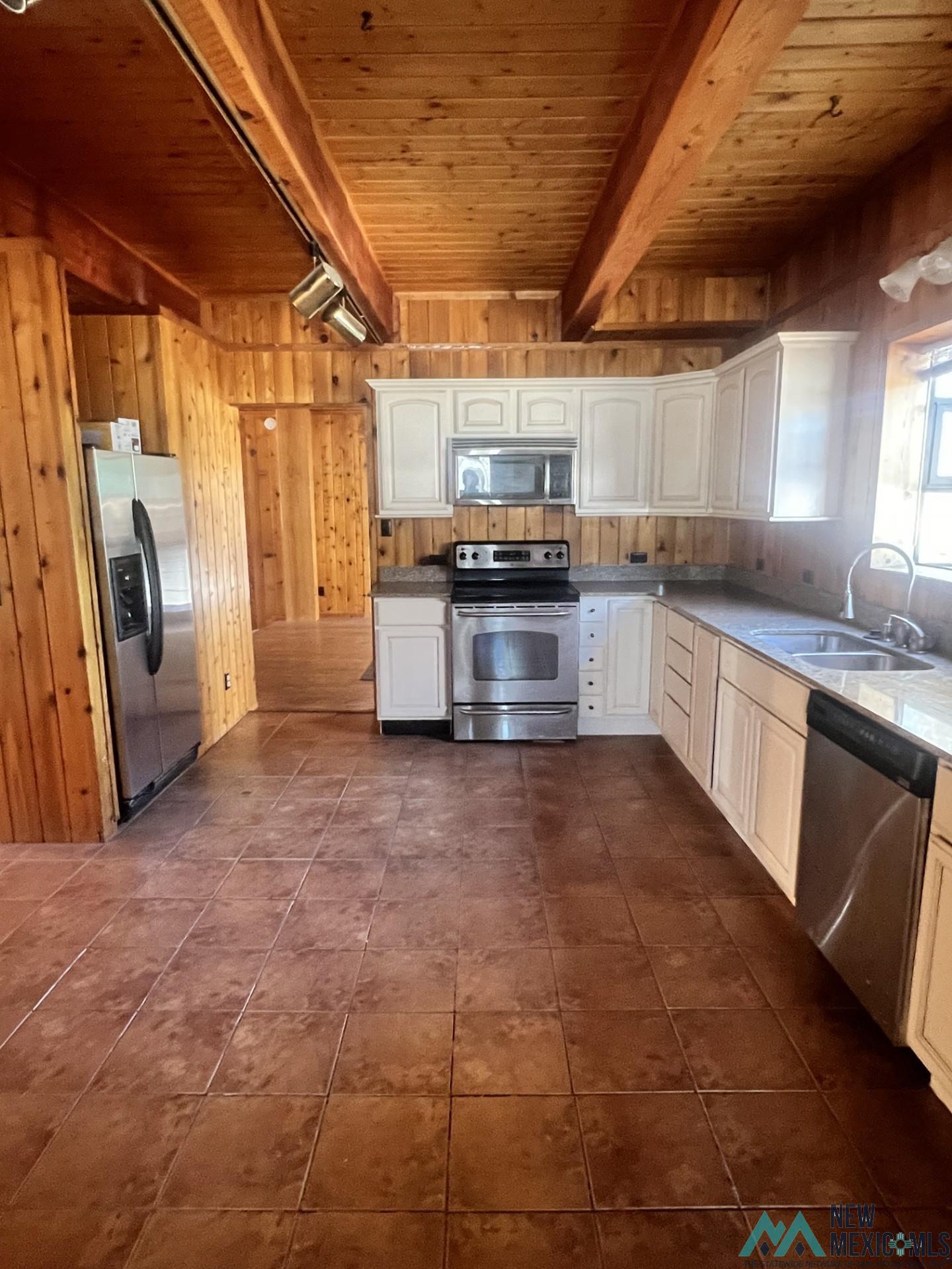 20 Los Alamogordos Rd Road