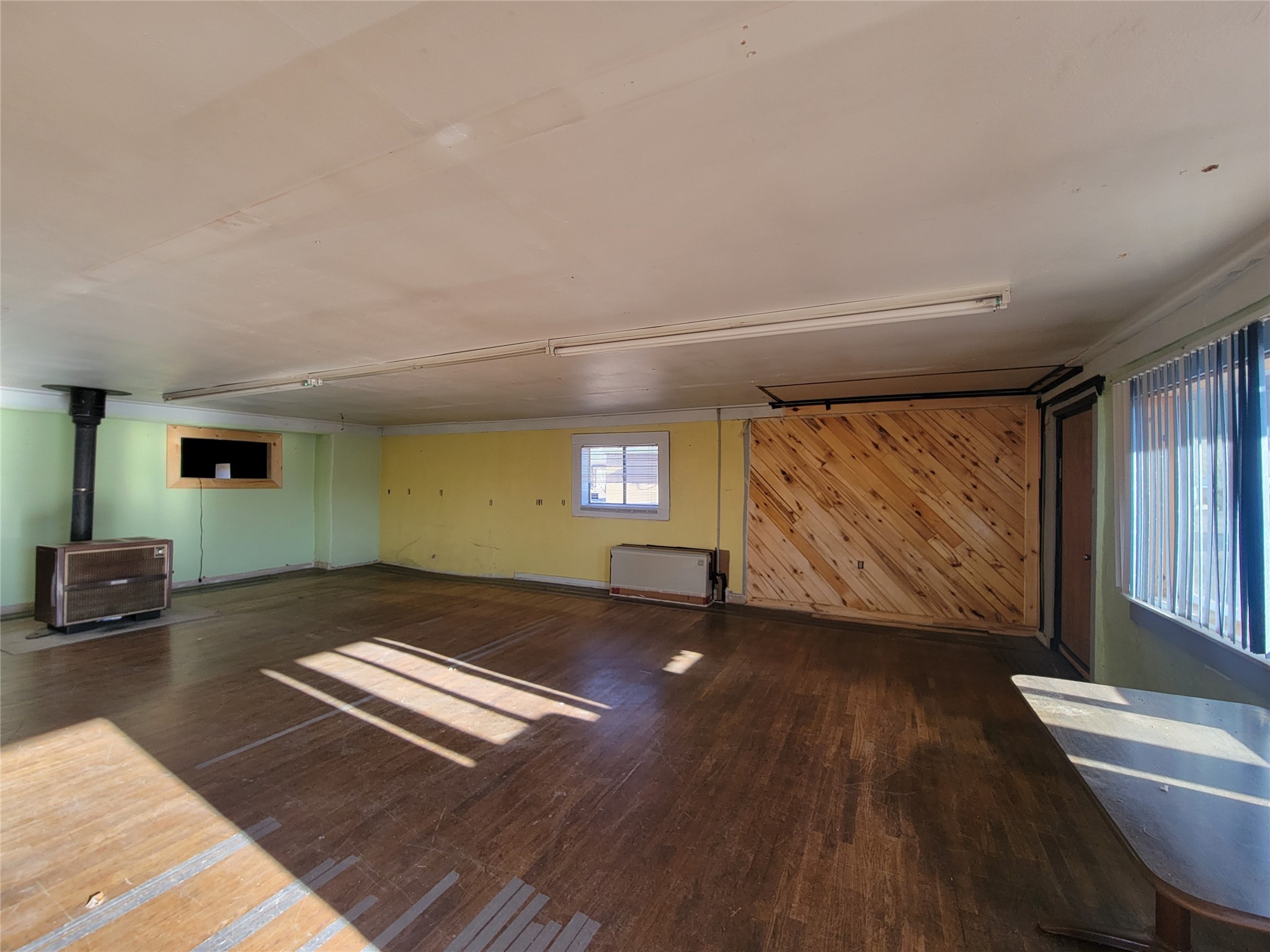 2317 Frontage Rd