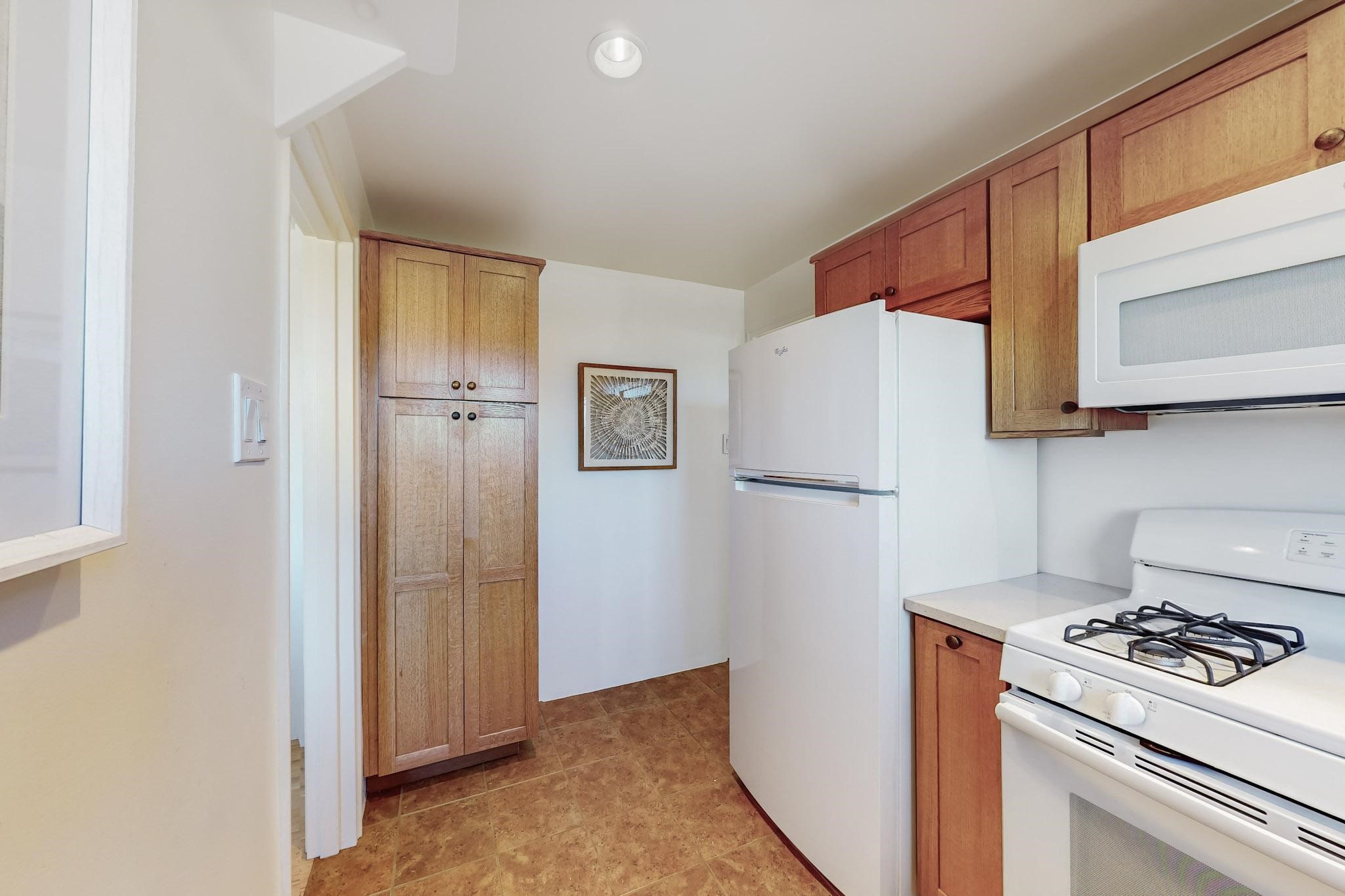 530 Garcia Street 11