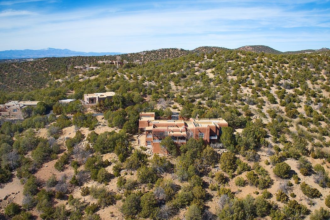 1677 Cerro Gordo Road 18