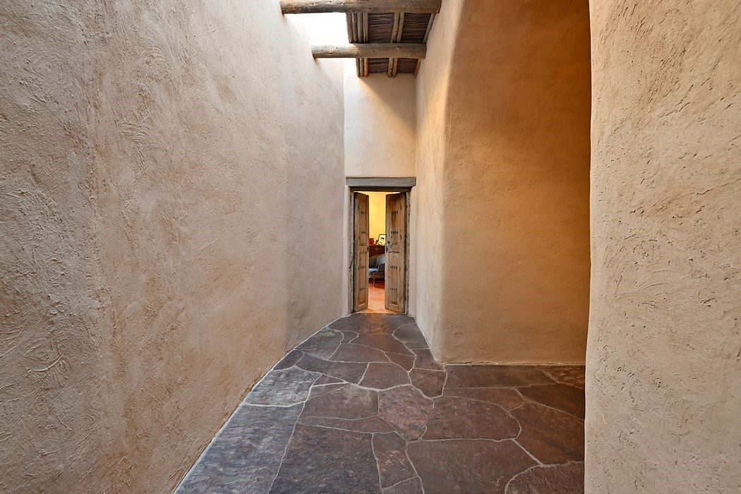 1677 Cerro Gordo Road 18