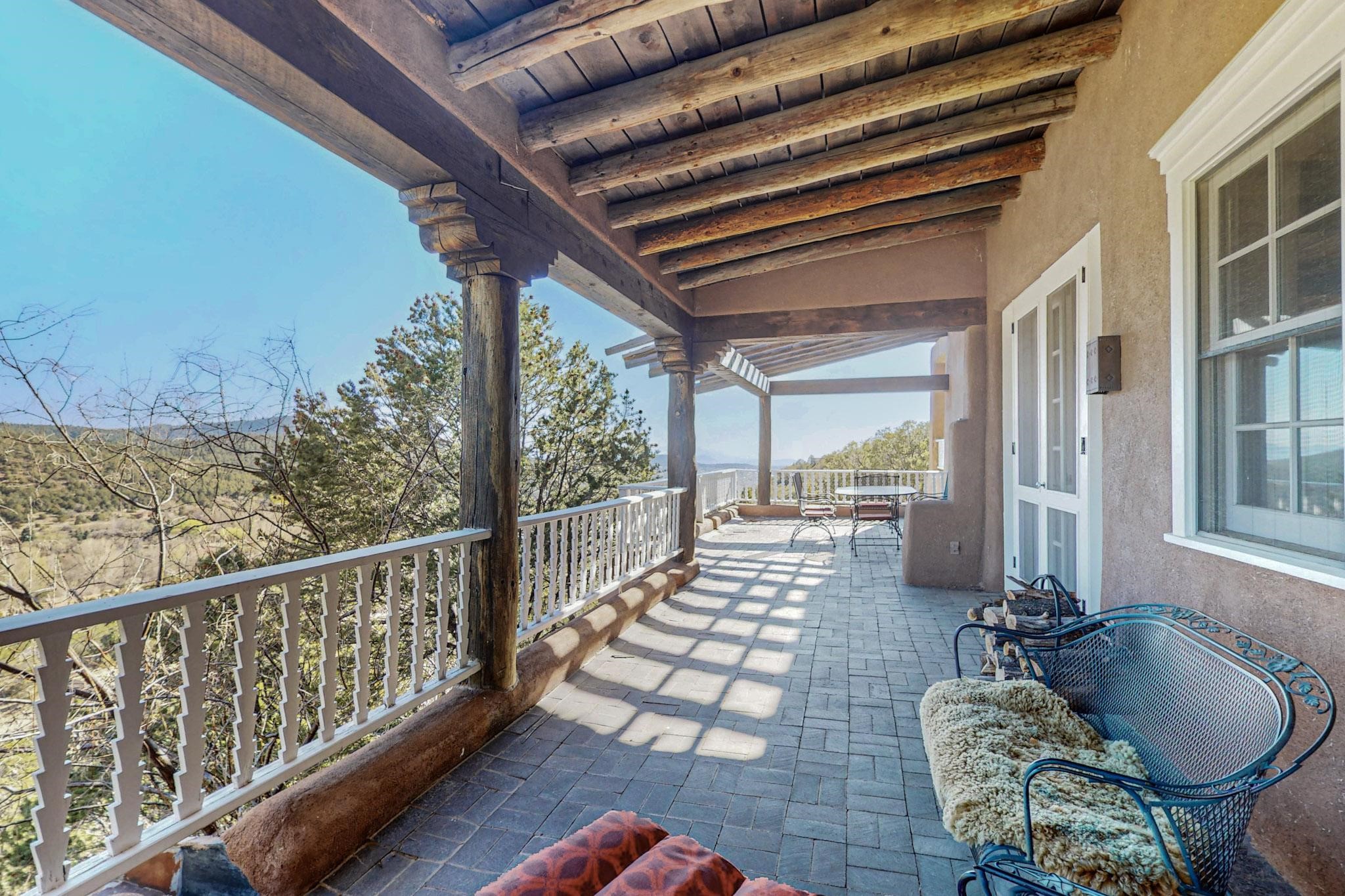 1677 Cerro Gordo Road 18