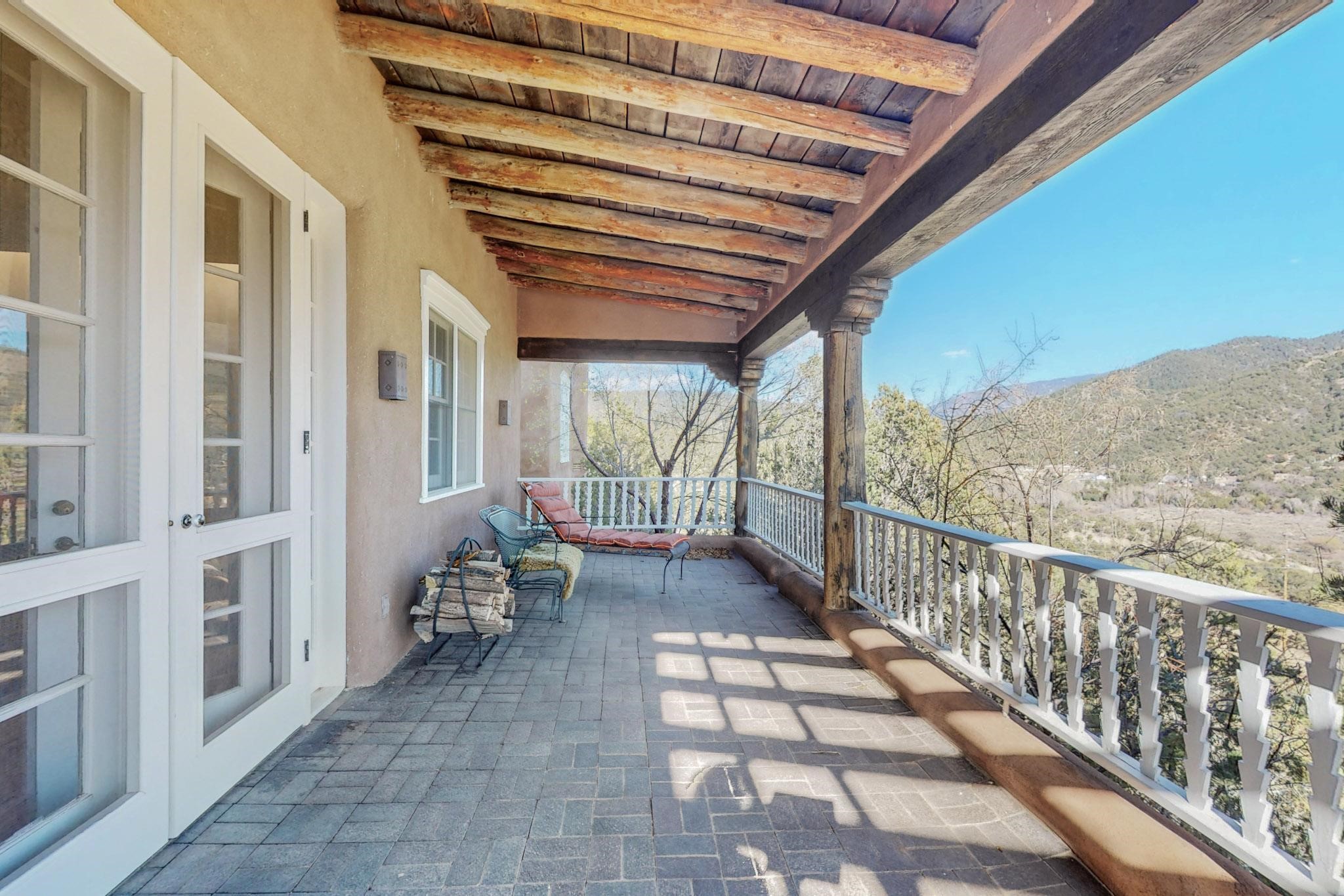 1677 Cerro Gordo Road 18
