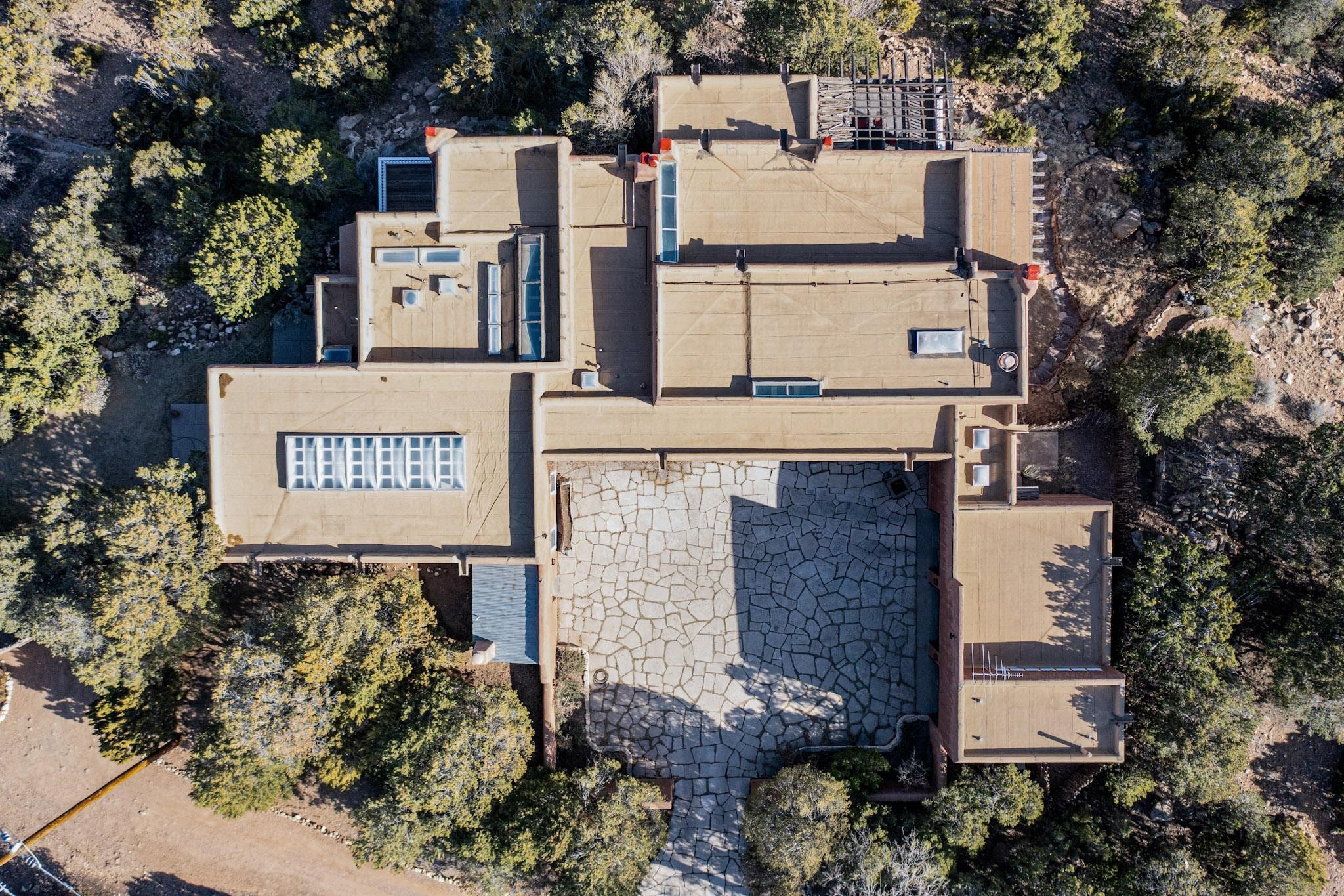 1677 Cerro Gordo Road 18