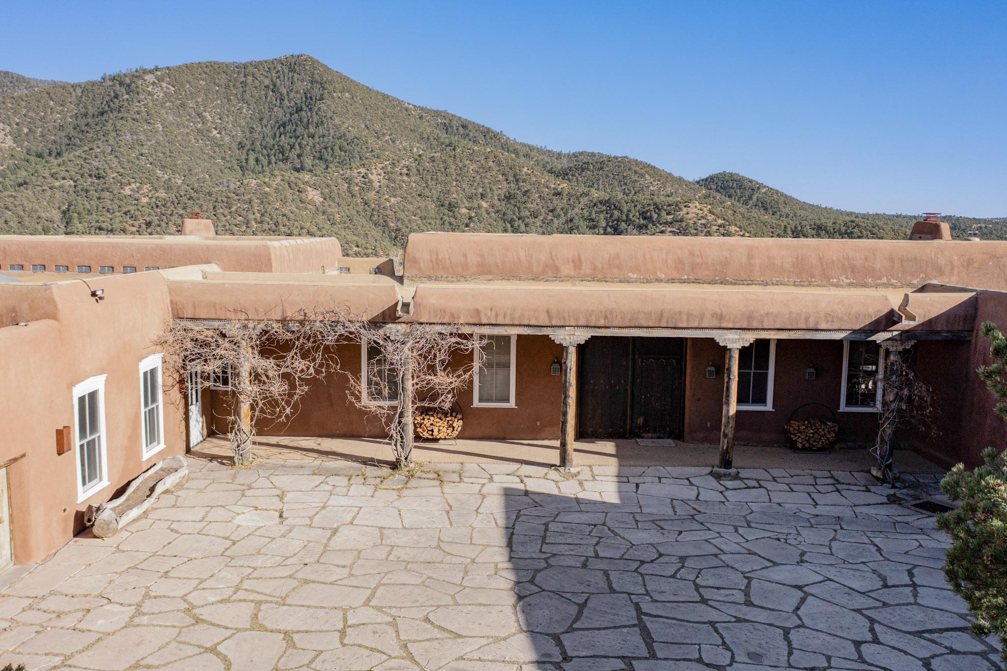 1677 Cerro Gordo Road 18